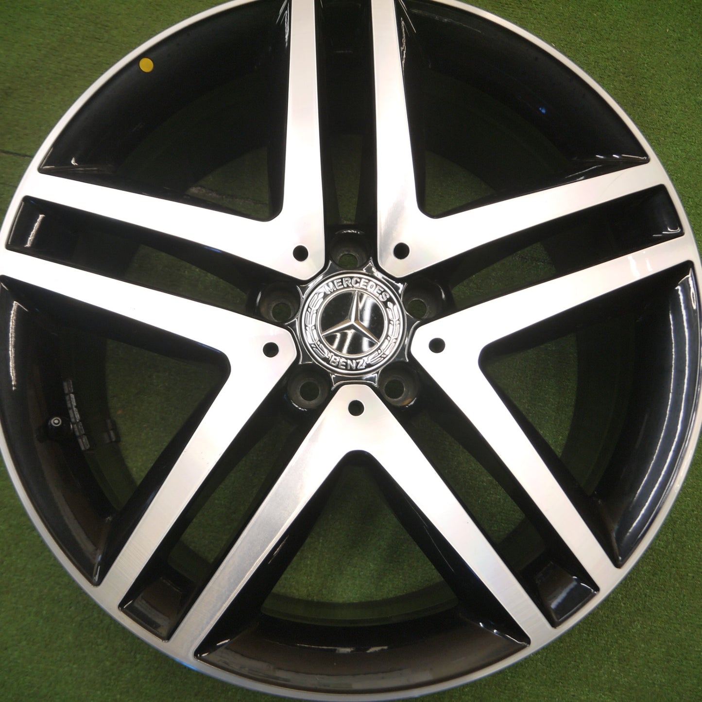 [送料無料] キレイ★ベンツ Vクラス W447 純正 ホイール 19インチ 19×8J PCD112/5H★5012902Hホ
