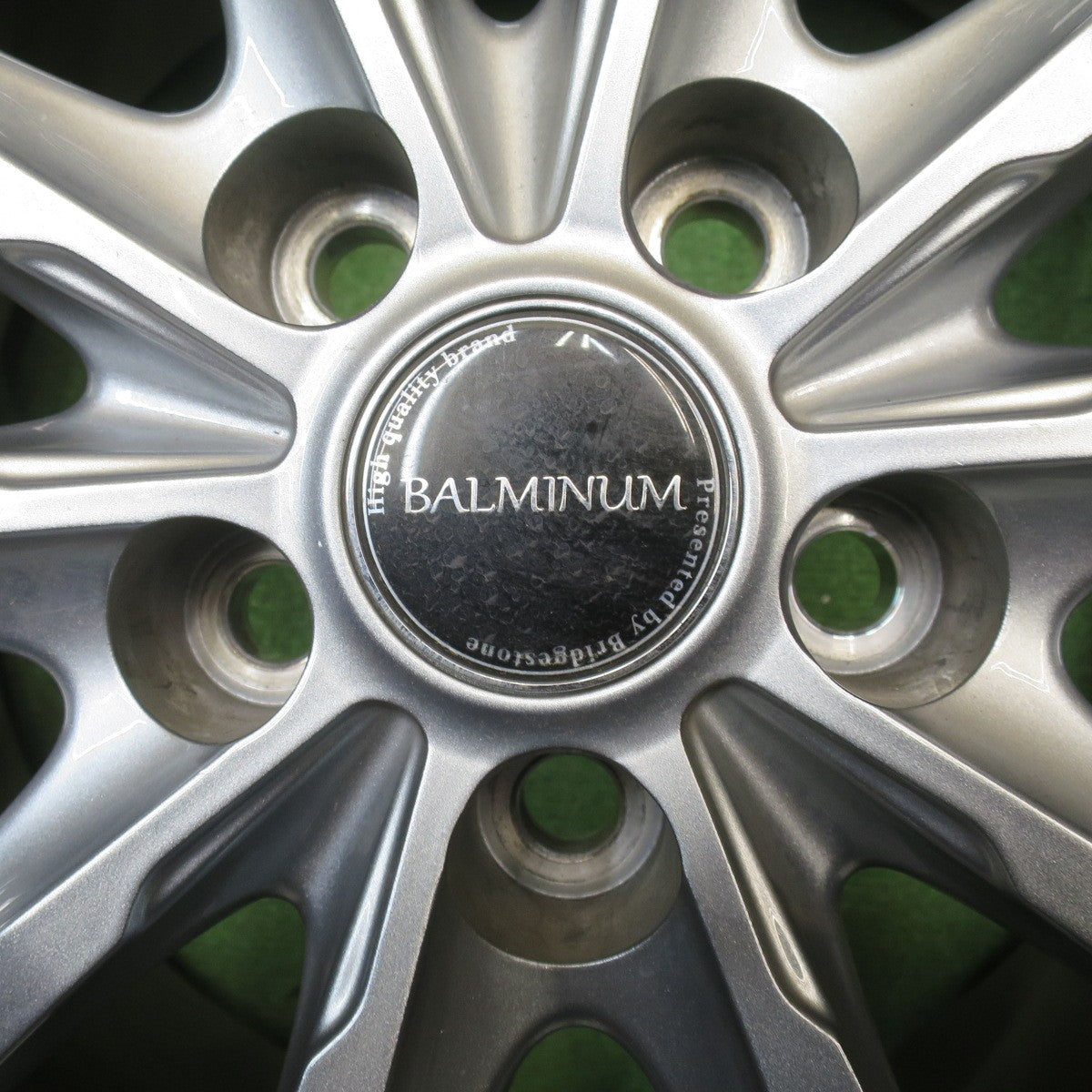 バリ溝！25年！キレイ！8.5分★スタッドレス 215/65R16 ブリヂストン ブリザック VRX3 BALMINUM LS10 バルミナ 16インチ PCD114.3/5H★6033104NJス