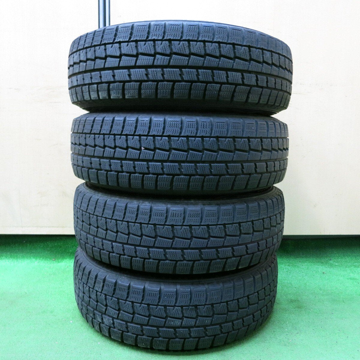 バリ溝！8.5分★スタッドレス 175/70R14 ダンロップ ウインターマックス WM01 ravrion ラブリオン PCD100/4H★4082906SYス