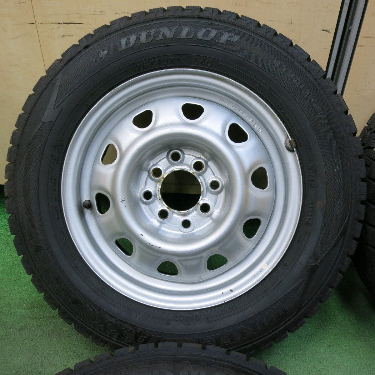 バリ溝！22年！キレイ！ほぼ10分★スタッドレス 175/70R14 ダンロップ ウインターマックス WM02 スチール ホイール 14インチ PCD100 114.3/4H マルチ★5031413SYス