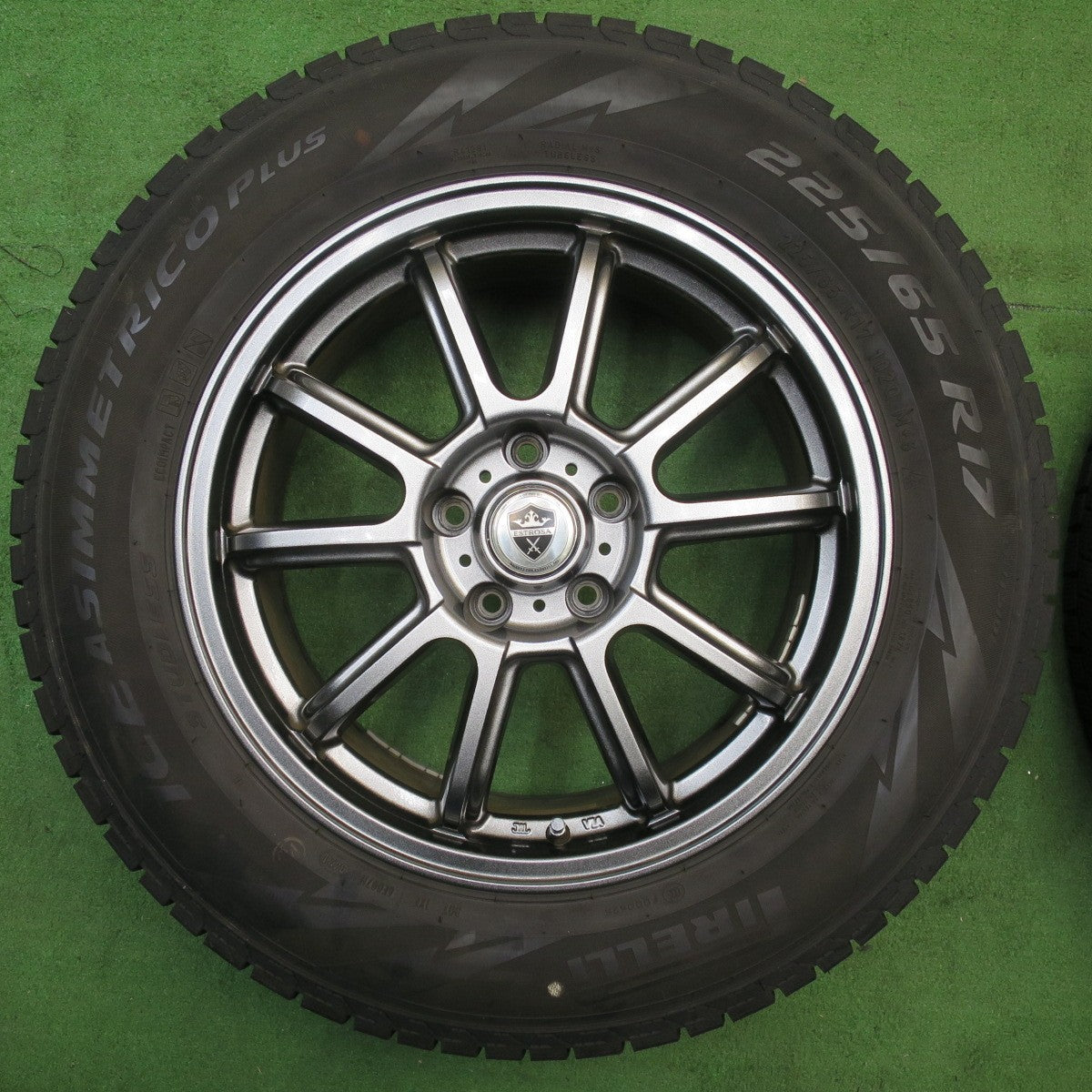 バリ溝！キレイ！9分★スタッドレス 225/65R17 ピレリ アイスアシンメトリコ プラス ESTROSA C25 エステローザ 17インチ PCD114.3/5H★6041602NJス