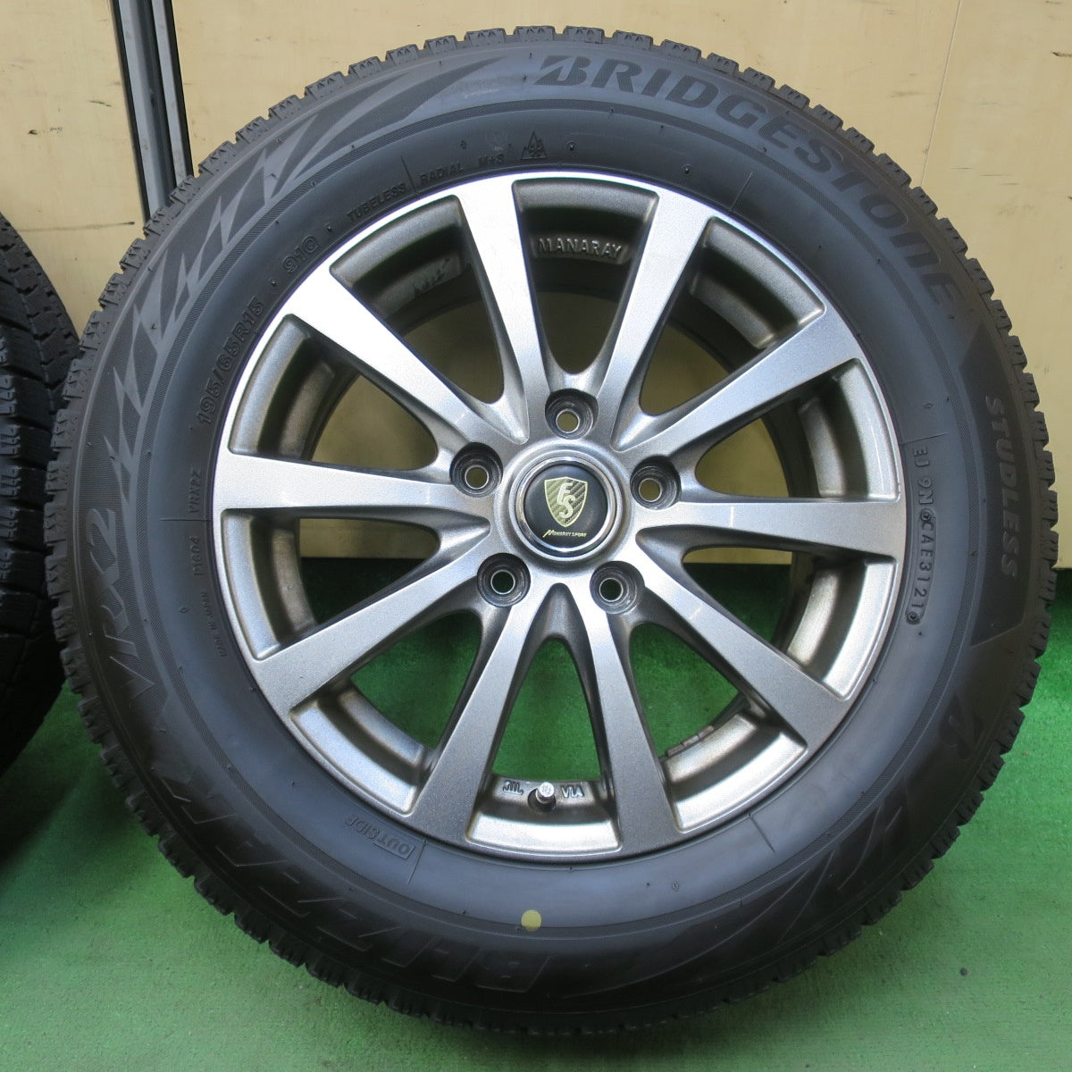 4本価格！21年★スタッドレス 195/65R15 ブリヂストン ブリザック VRX2 MANARAY SPORT マナレイスポーツ 15インチ PCD114.3/5H★5102302イス