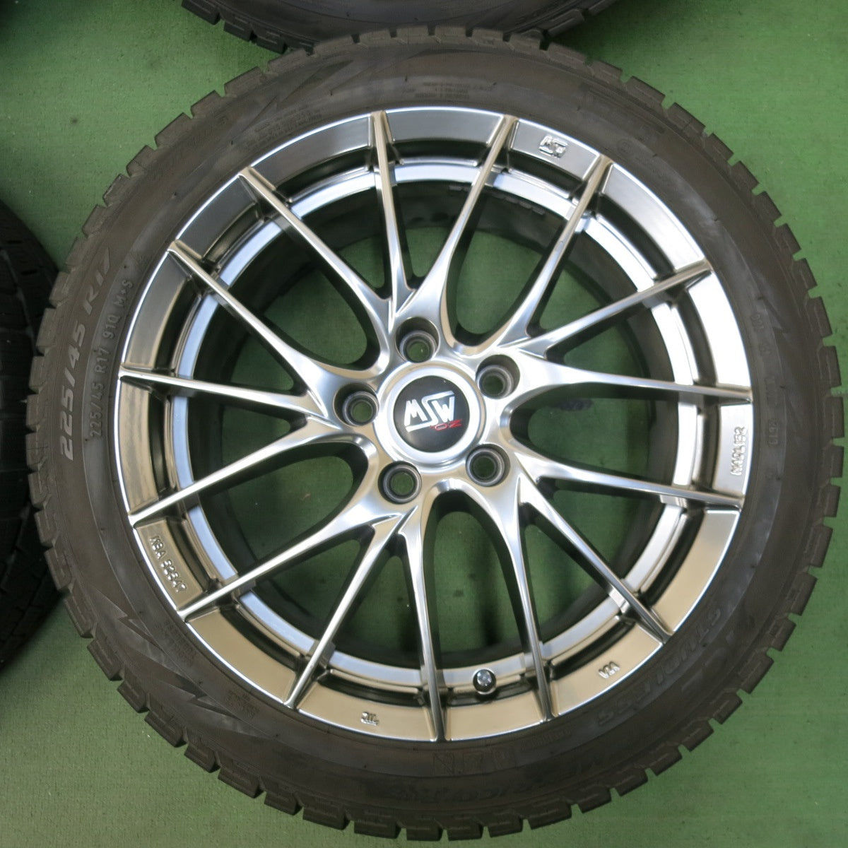 バリ溝！8.5分★BMW 等 MSW 29 O・Z 225/45R17 スタッドレス ピレリ アイスアシンメトリコ プラス OZ 17インチ PCD112/5H★5071810SYス