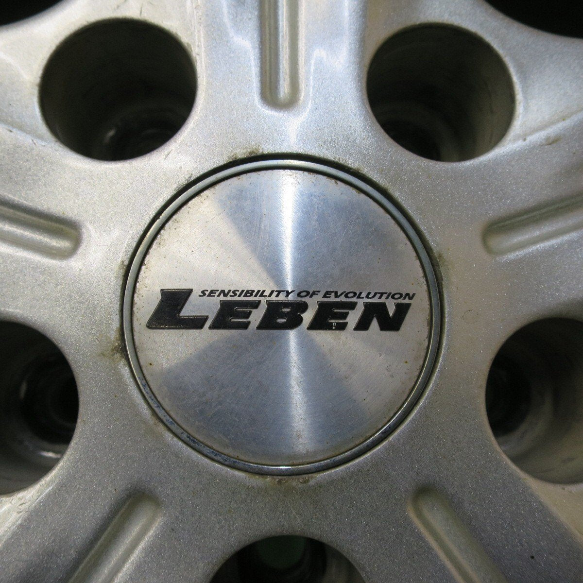 バリ溝！22年！9.5分★スタッドレス 205/65R16 ヨコハマ アイスガード iG60 LEBEN レーベン 16インチ PCD114.3/5H★5032010イス