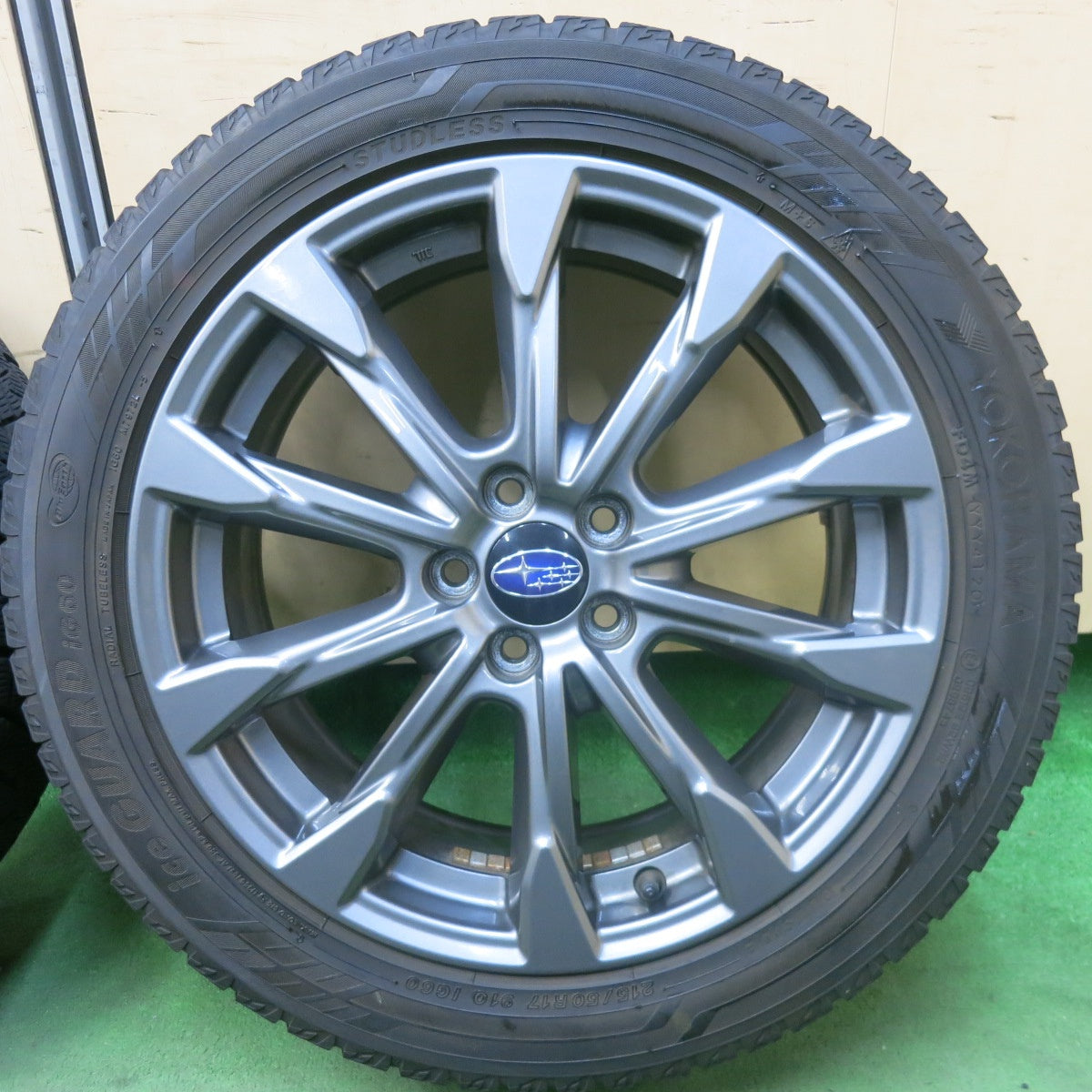 バリ溝！キレイ！9.5分★スバル インプレッサ スポーツ 純正 215/50R17 スタッドレス ヨコハマ アイスガード iG60 17インチ PCD100/5H★5102502SKス