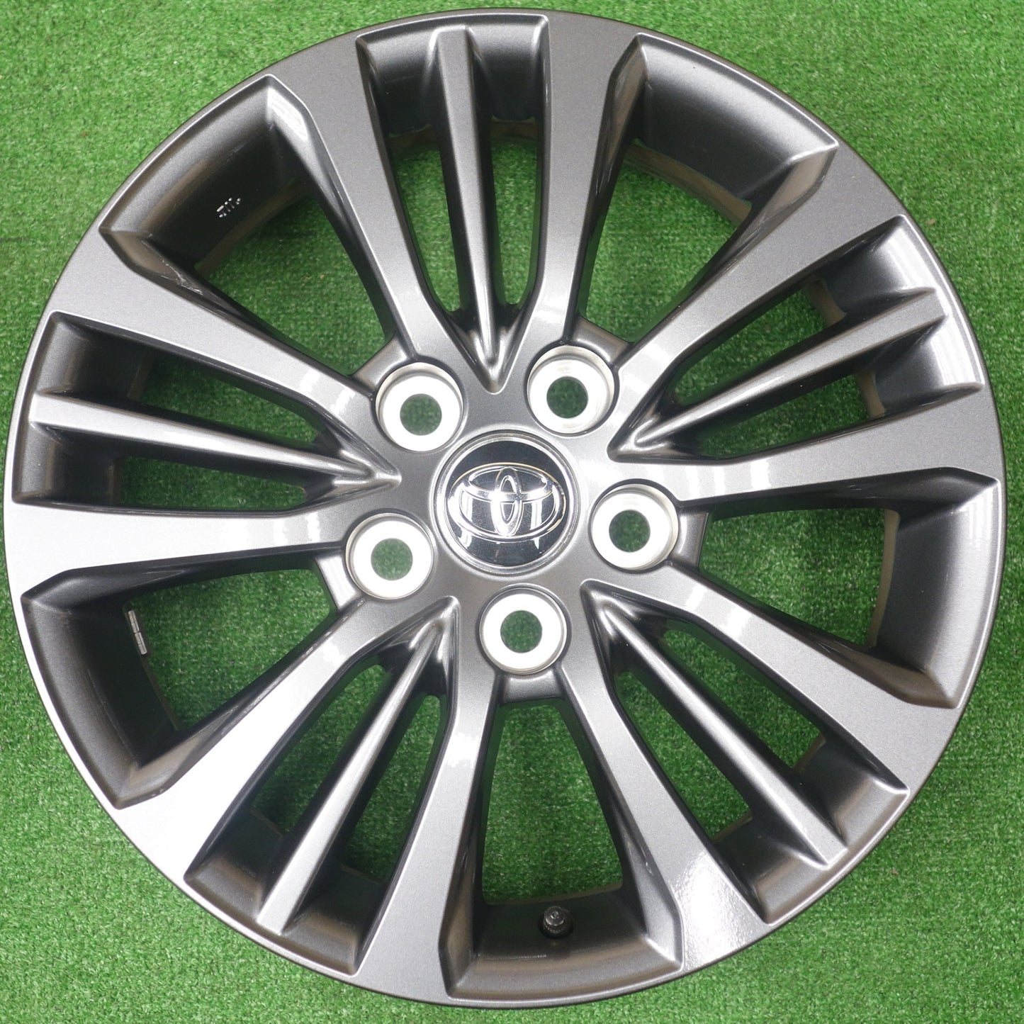 キレイ★トヨタ 90系 ノア ヴォクシー 純正 ENKEI ホイール 16インチ 16×6J エンケイ PCD114.3/5H★6010901KTホ