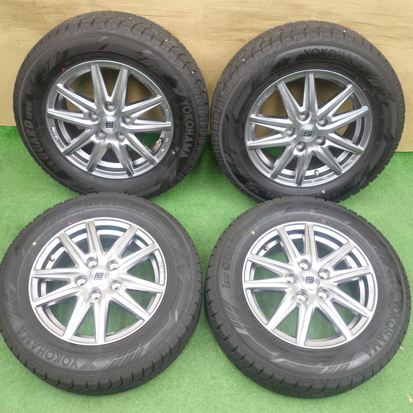 バリ溝！キレイ！9.5分★スタッドレス 195/65R15 ヨコハマ アイスガード iG60 SEIN ザイン 15インチ PCD114.3/5H★6020902KTス
