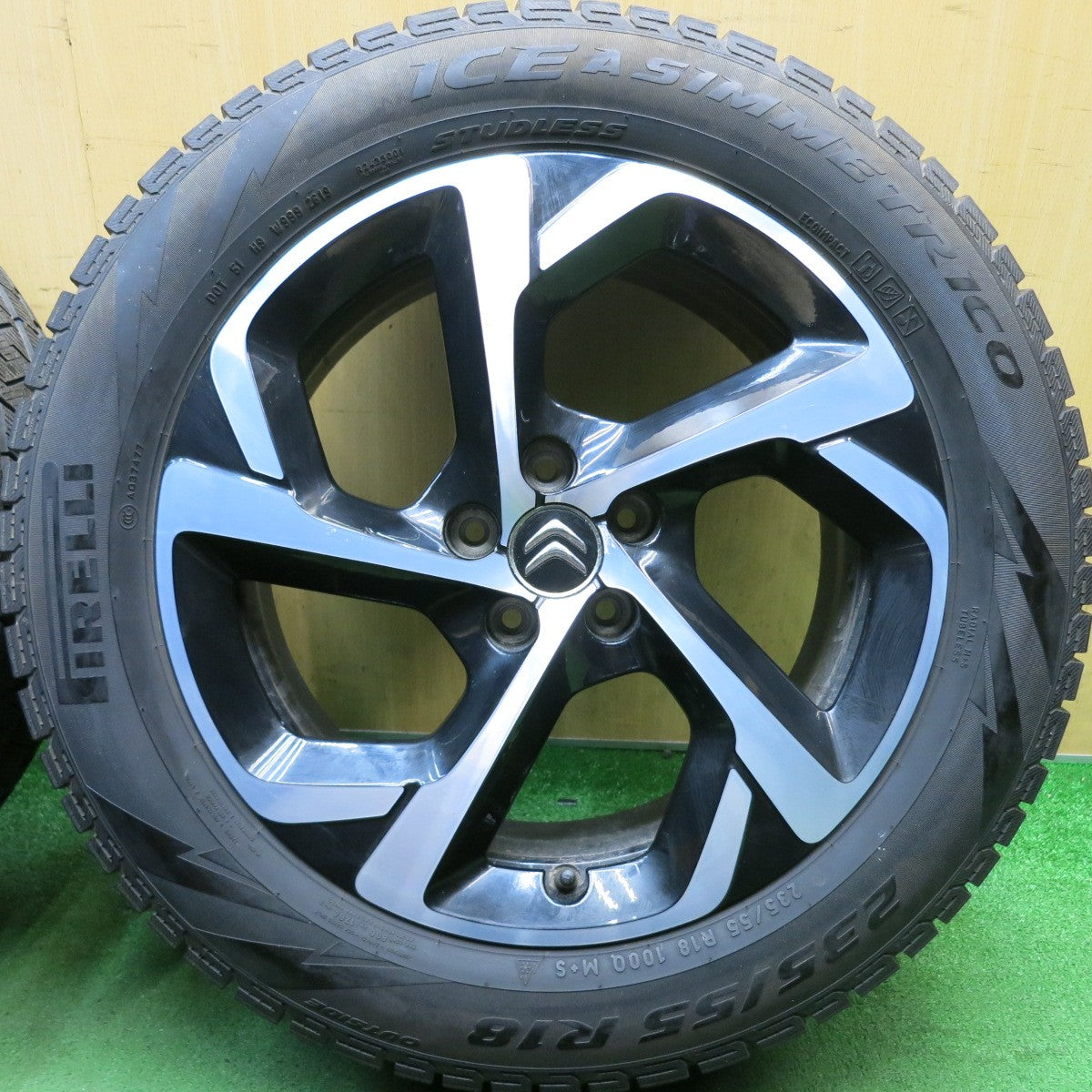 バリ溝！8.5分◎シトロエン C5 エアクロス 純正 235/55R18 スタッドレス ピレリ アイスアシンメトリコ 18インチ PCD108/5H◎6071905HAス