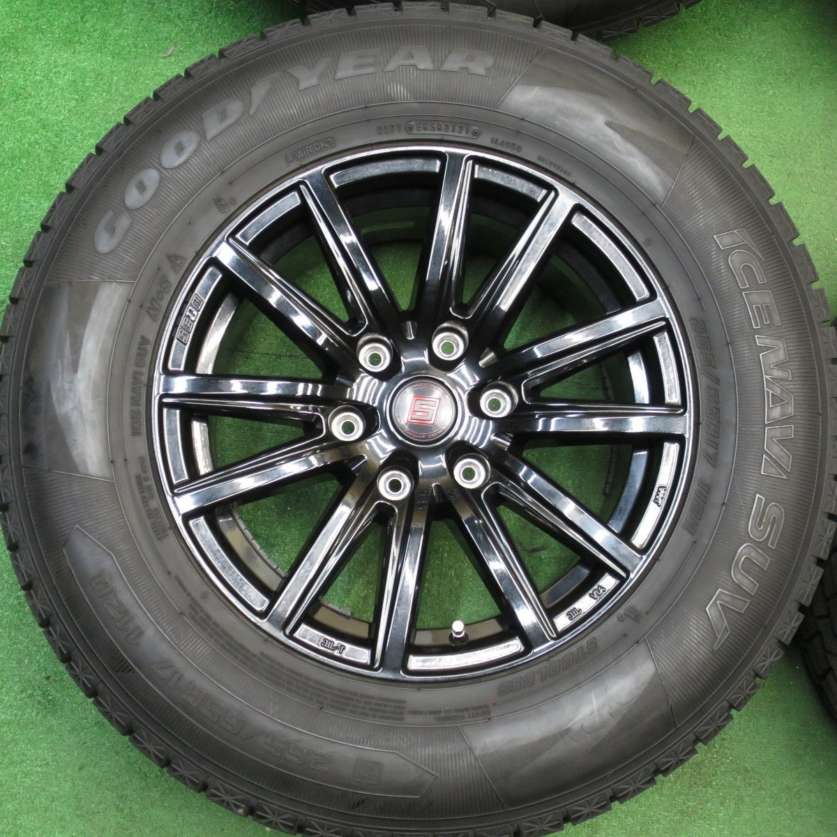 タイヤほぼ未使用！21年！キレイ★スタッドレス 265/65R17 グッドイヤー アイスナビ SUV SEIN ザイン 17インチ PCD139.7/6H★5040702KKス