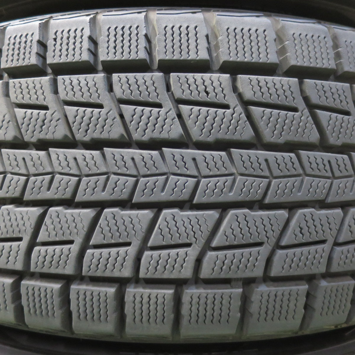 バリ溝！9.5分★スタッドレス 235/55R19 ダンロップ ウインターマックス SJ8 NOVARIS BEONDE PR ノヴァリス ビオンド 19インチ PCD114.3/5H★5051009イス