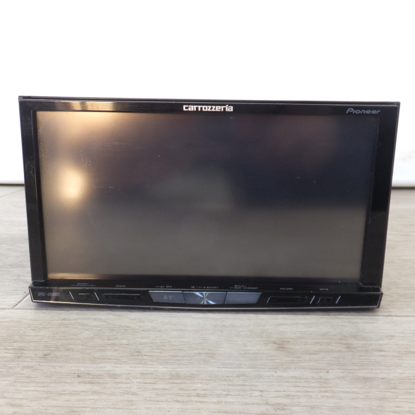 [送料無料] ★カロッツェリア carrozzeria AV一体型HDDナビゲーション サイバーナビ AVIC-ZH0007★