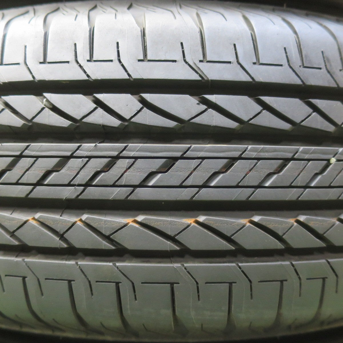 新車外し！26年◎スズキ JB74W ジムニー シエラ 純正 195/80R15 ブリヂストン デューラー H/L 852 DUELER 15インチ PCD139.7/5H◎6081212イノ