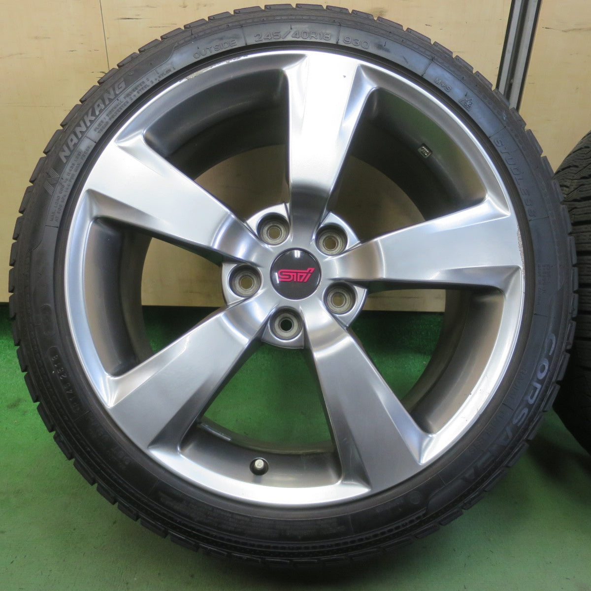 バリ溝！9分★スバル WRX STi 純正 245/40R18 スタッドレス ナンカン CORSAFA 18インチ PCD114.3/5H★6052708イス