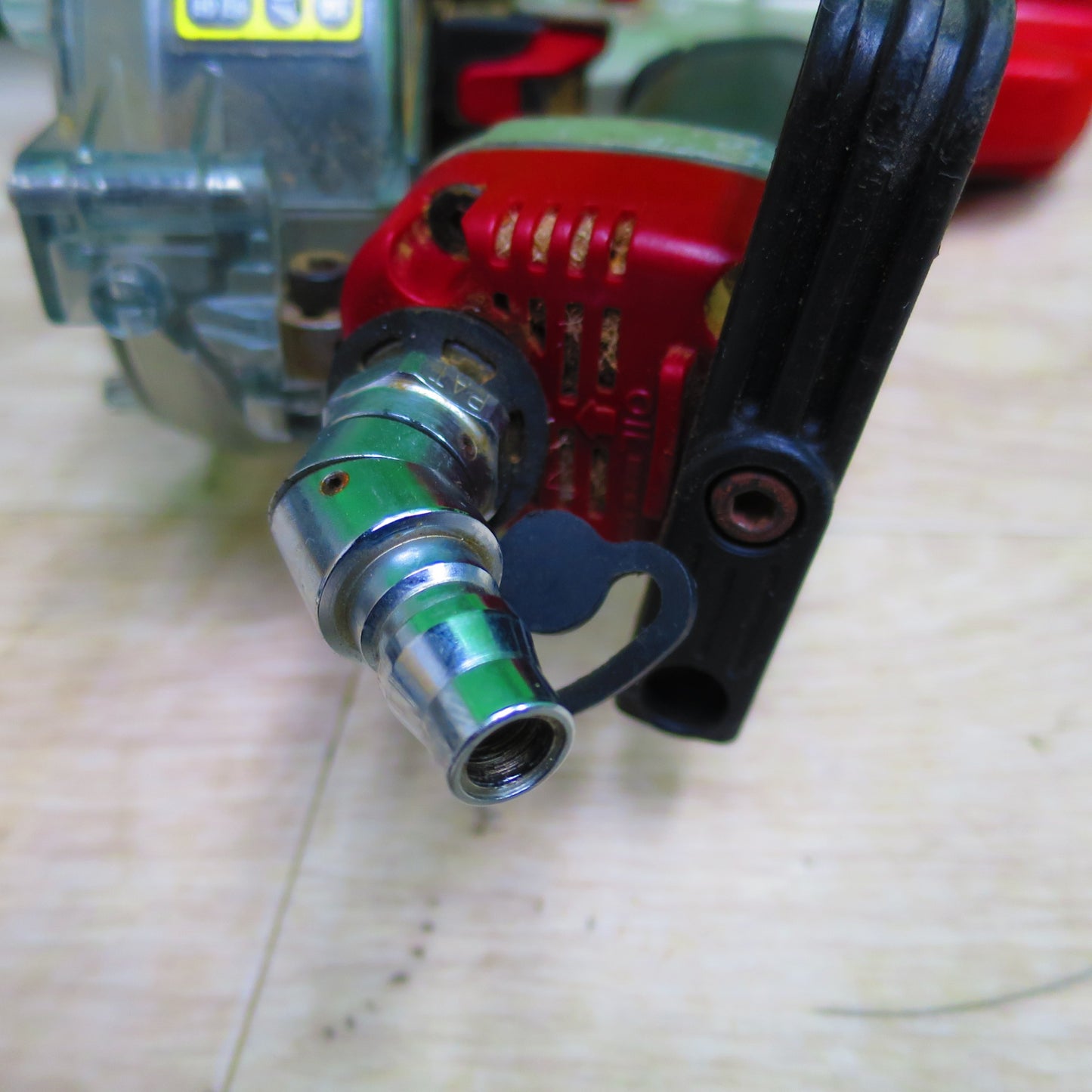[送料無料] ☆MAX コイルネイラ CN-238 使用ネイル 足長19〜38mm 使用空気圧範囲0.4〜0.8MPa 内装 フロア 木造板金 COIL NAILER☆
