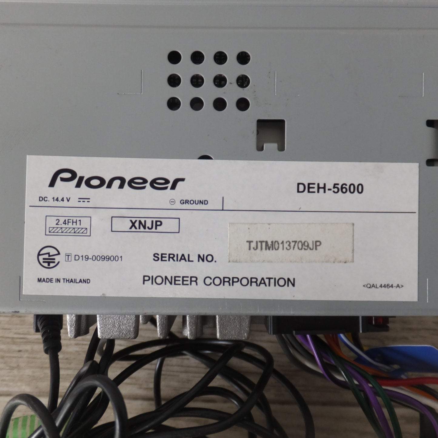 [送料無料] ★カロッツェリア carrozzeria オーディオメインユニット DEH-5600(19)★