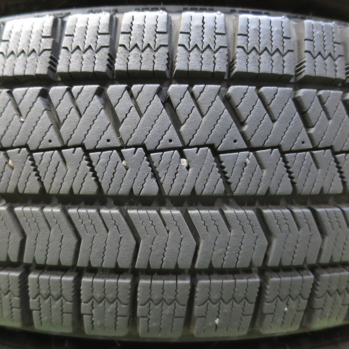 バリ溝！21年！キレイ！9分★スタッドレス 175/65R15 ブリヂストン ブリザック VRX2 TOPY スチール ホイール 15インチ PCD100 114.3/4H マルチ★5103005イス
