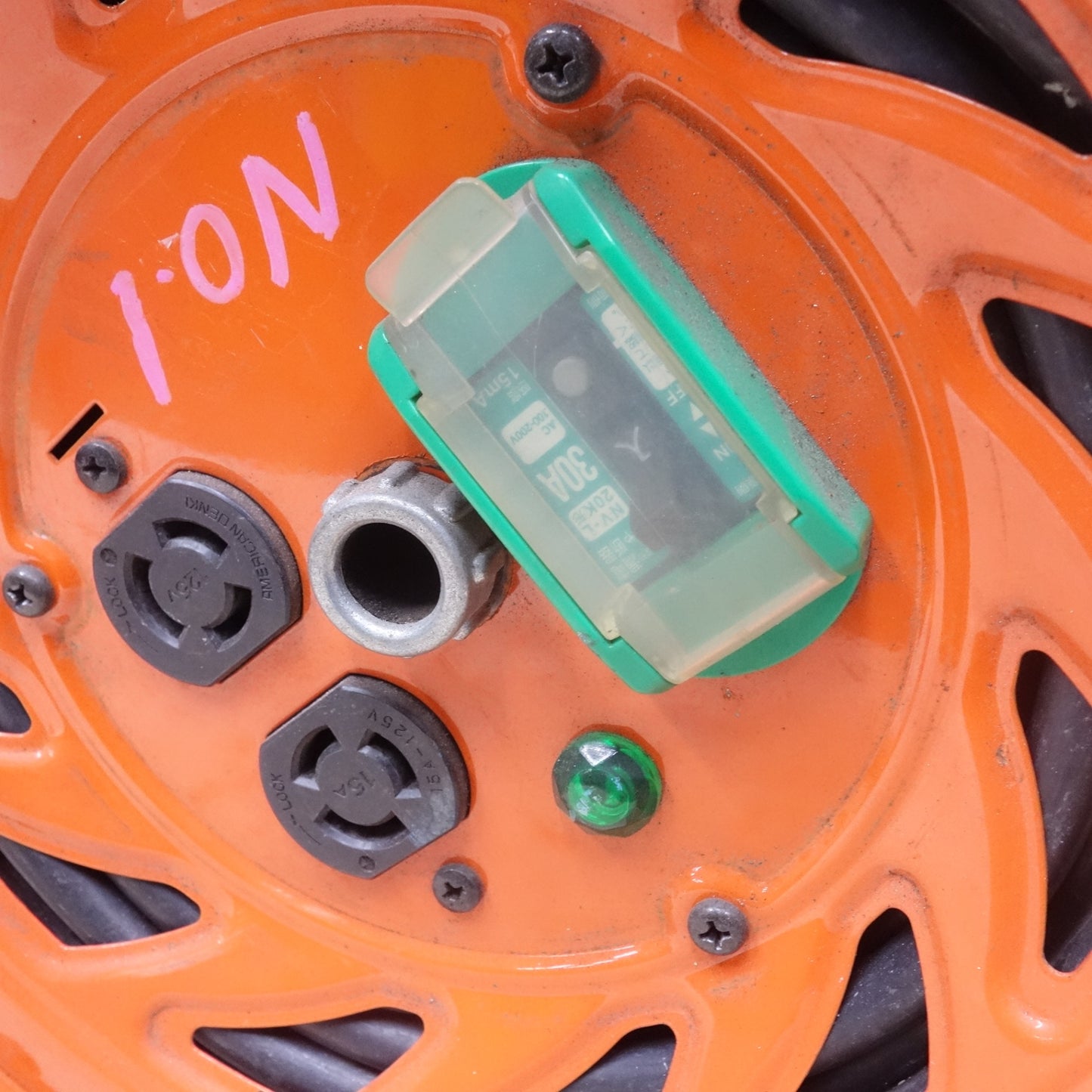 [送料無料] ◆日動 びっくリール 30m RND-EB30SL コードリール 電工 ドラム 屋内用 ロック 引掛 式 オレンジ 100V◆