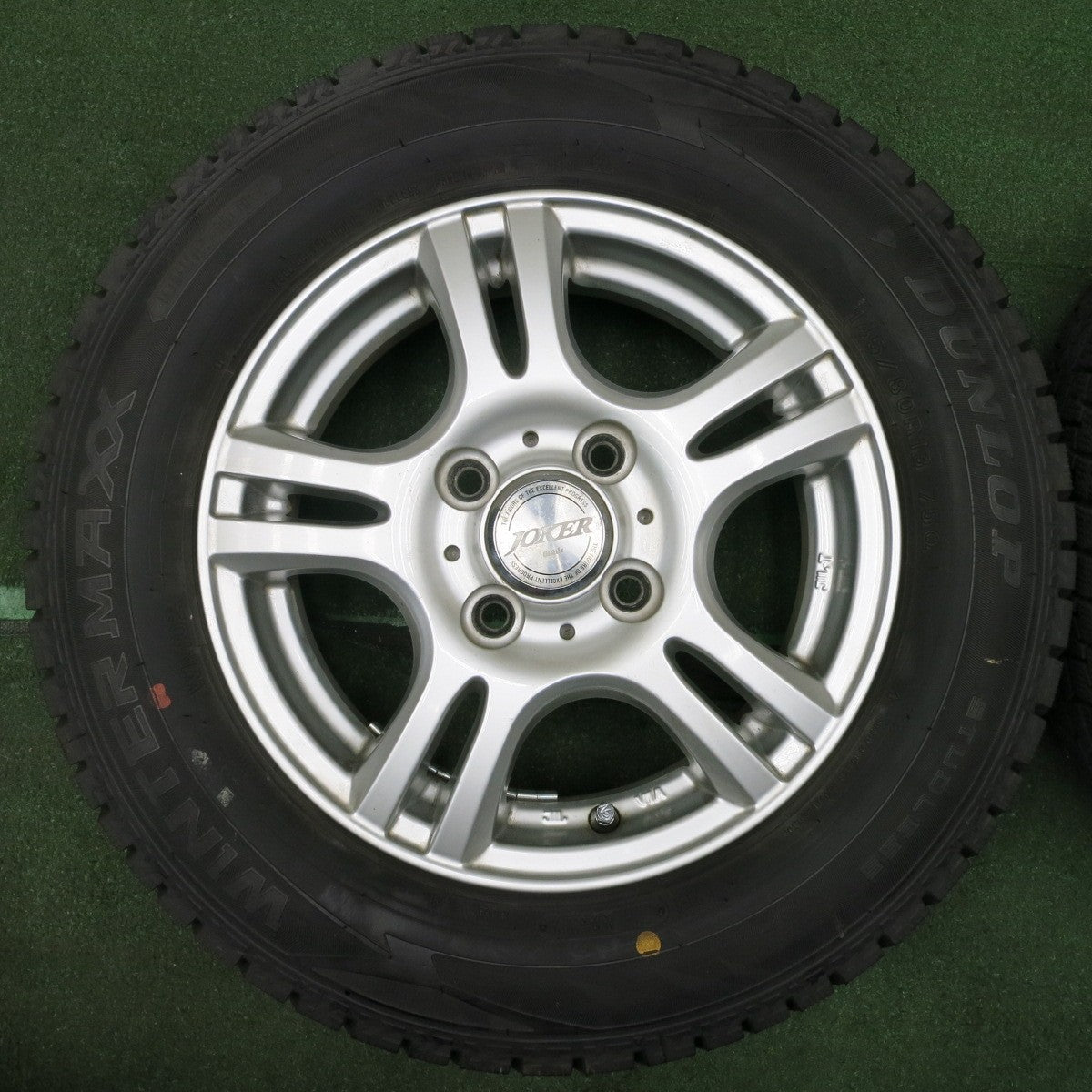 *送料無料* バリ溝！22年！ほぼ10分★スタッドレス 145/80R13 ダンロップ ウインターマックス WM02 JOKER ジョーカー 13インチ PCD100/4H★4051302NJス