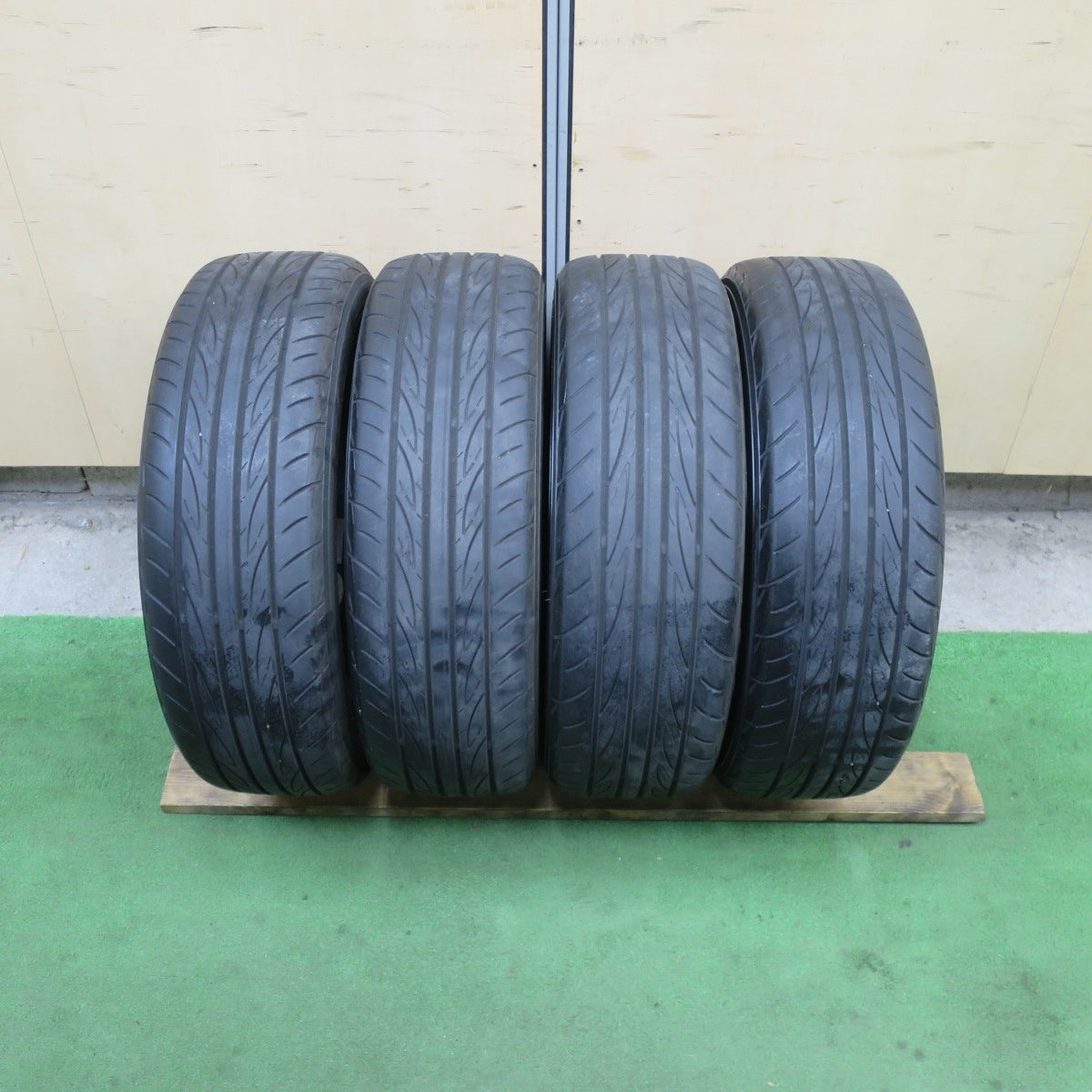 キレイ★ENKEI PF05 165/50R16 ヨコハマ アドバン FLEVA V701 16インチ エンケイ PCD100/4H★6040604TTノ