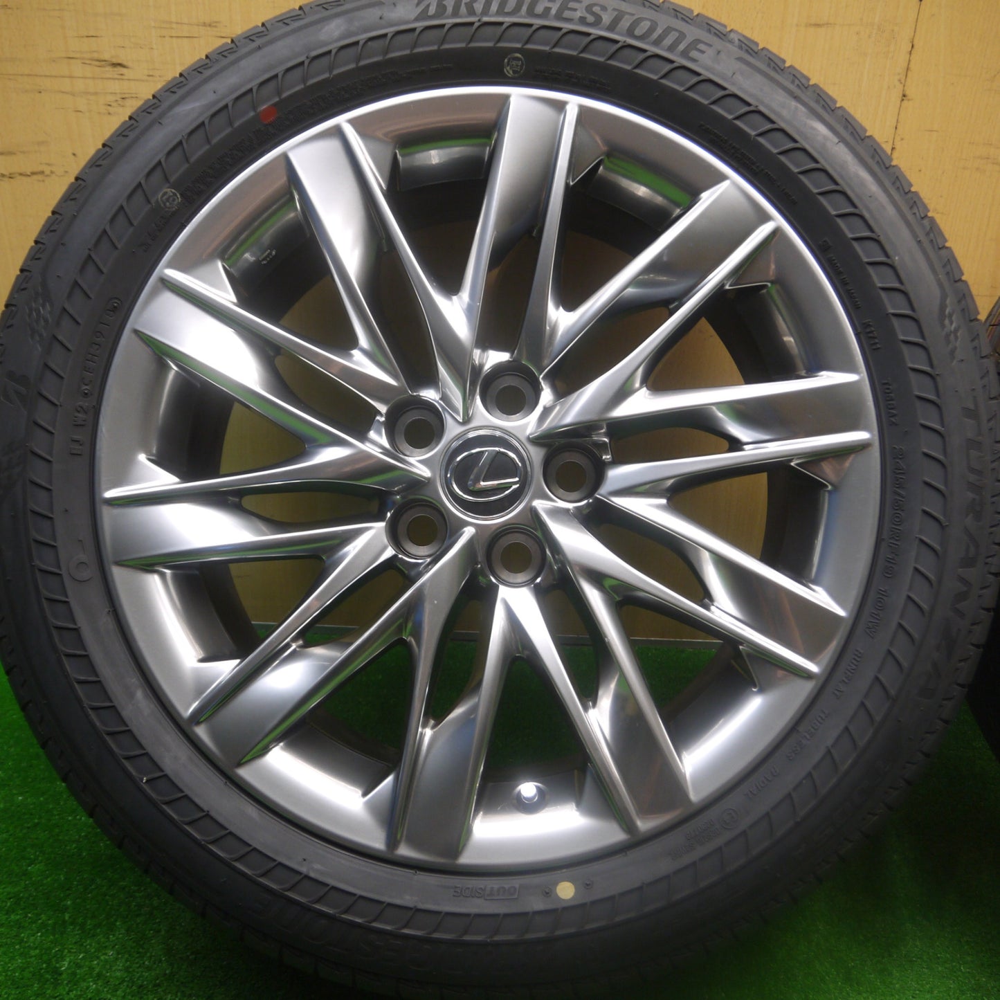*送料無料* 新車外し★レクサス LS バージョンL 純正 245/50R19 ブリヂストン トランザ T005A RFT 19インチ PCD120/5H★4082703Hノ