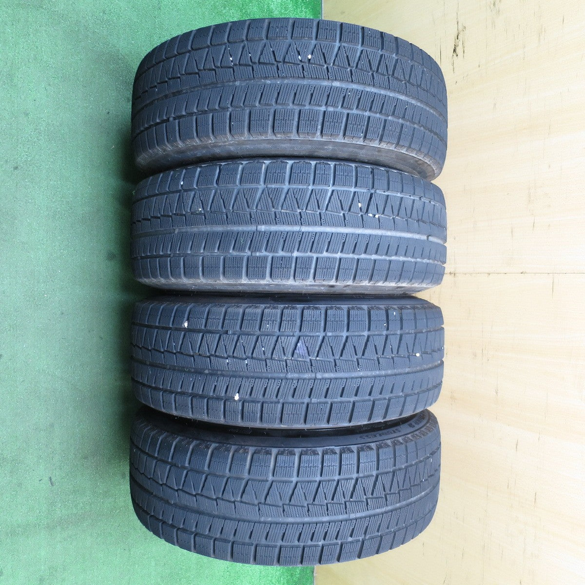 バリ溝！21年！キレイ！9.5分★スタッドレス 225/45R18 ブリヂストン アイスパートナー2 MANARAY SPORT マナレイ スポーツ 18インチ PCD114.3/5H★5052706NJス