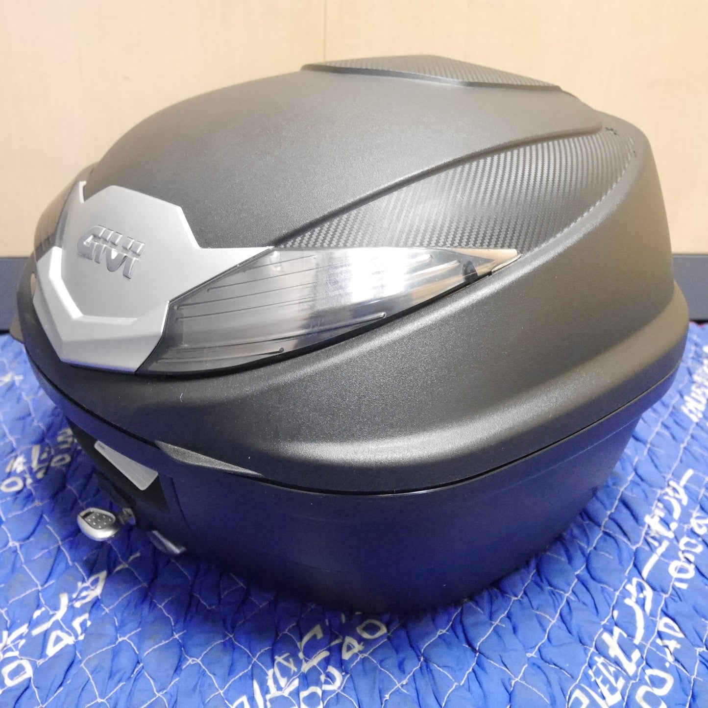 [送料無料] 鍵付き☆GIVI ジビ バイク用 リアボックス モノロック ケース トップ 型番 不明☆