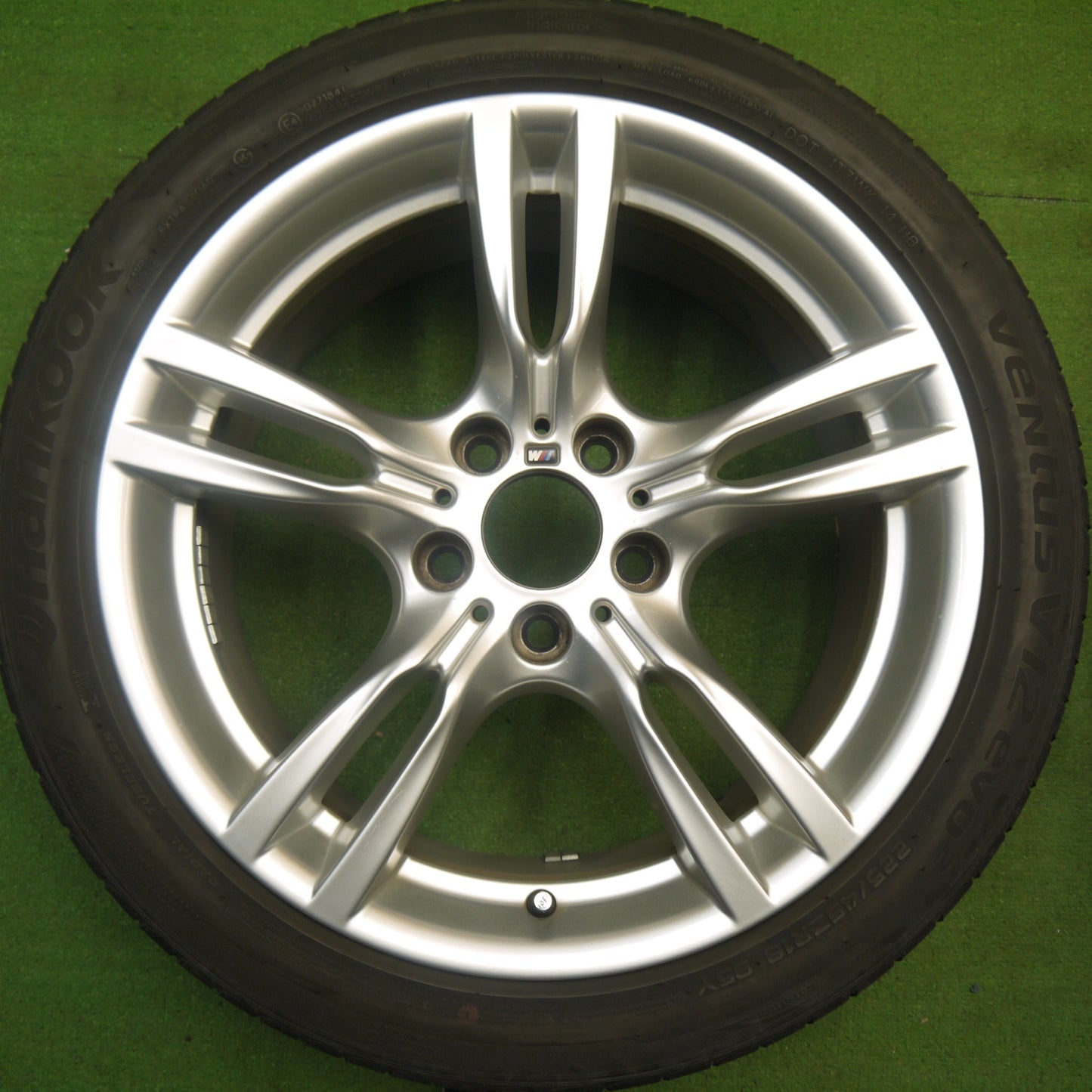 キレイ！22年★BMW 3シリーズ F30 F31 Mスポーツ 純正 225/45R18 255/40R18 ハンコック ベンタス V12 evo2 18インチ PCD120/5H★6022706Hノ