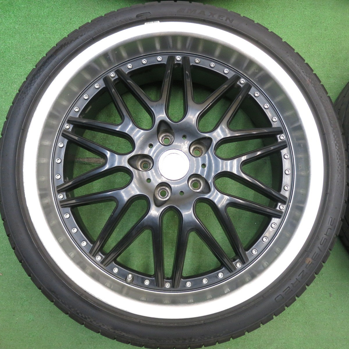 バリ溝！25年！9分★245/35R20 マクセン ターボ プロ HP DESIGN Nero HPデザイン ネロ 20インチ PCD114.3/5H★6050308HAノ