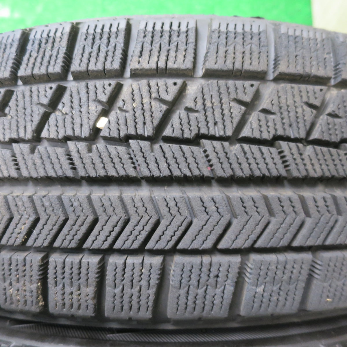 バリ溝！キレイ！9分★スタッドレス 155/65R14 ブリヂストン ブリザック VRX SCHNEIDER シュナイダー 14インチ PCD100/4H★5101102NJス