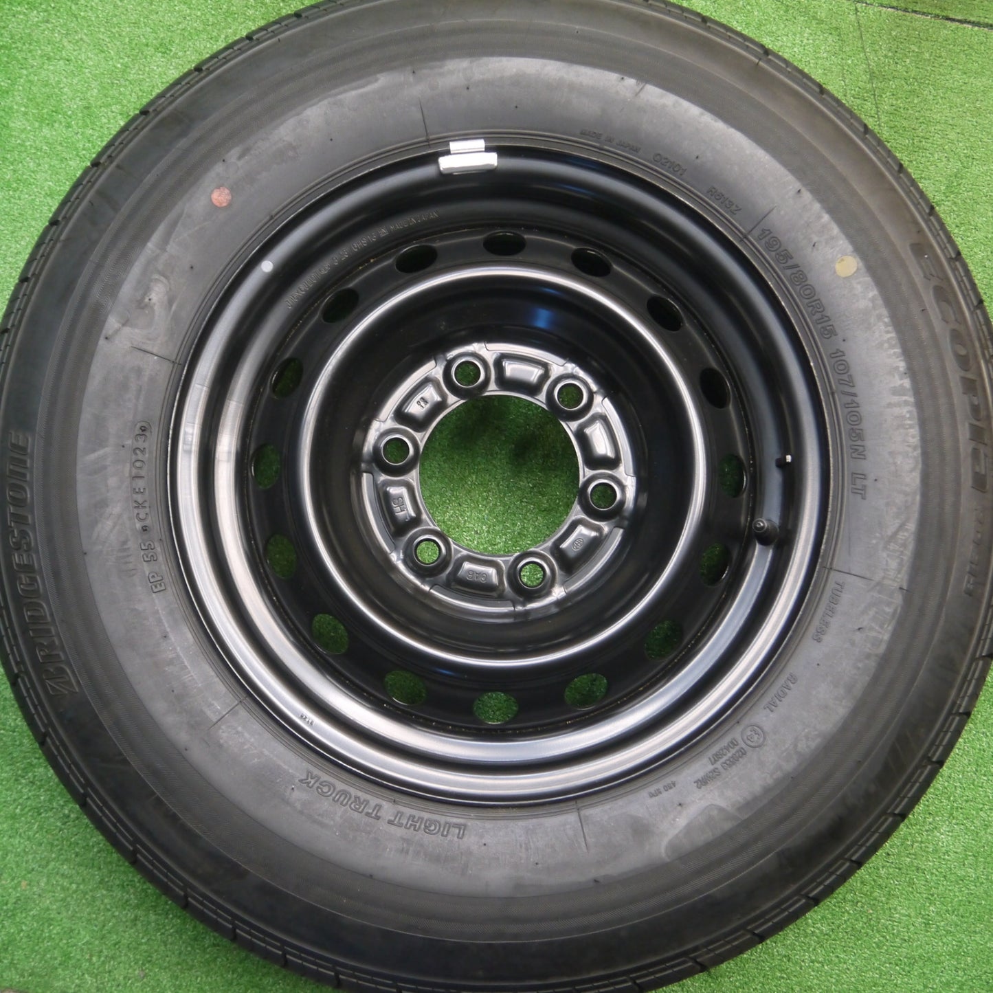 [送料無料] 新車外し！23年★トヨタ ハイエース 純正 スチール 195/80R15 107/105N ブリヂストン エコピア RD613 15インチ PCD139.7/6H★4111504Hノ