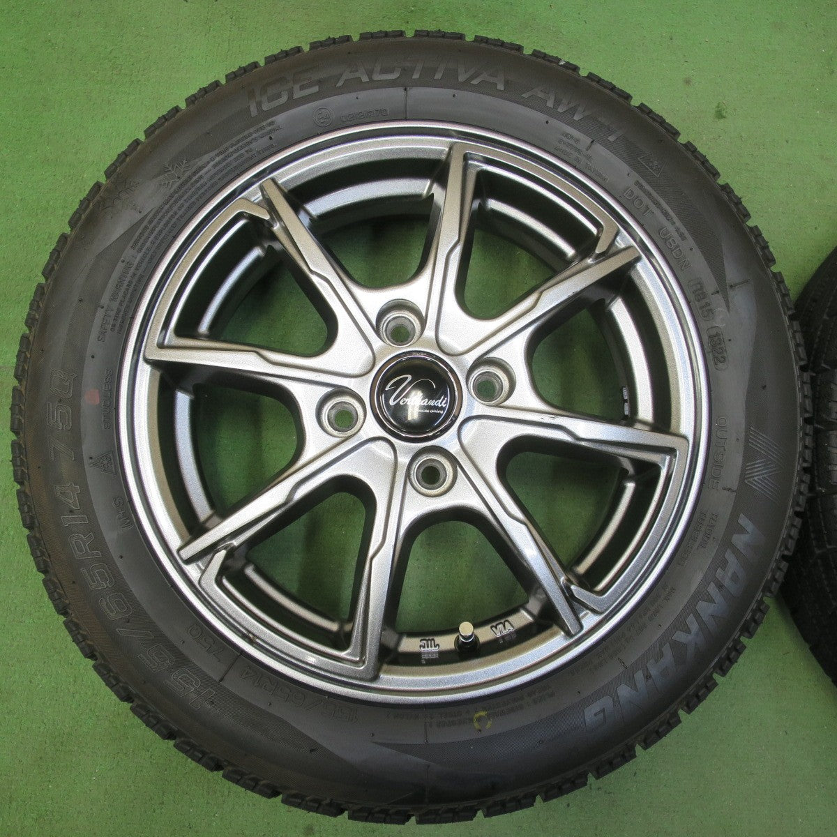 バリ溝！22年！キレイ！9.5分以上★スタッドレス 155/65R14 ナンカン アイスアクティバ AW-1 Verthandi ヴェルザンディ ヴェルサンディ 14インチ PCD100/4H★5072504イス