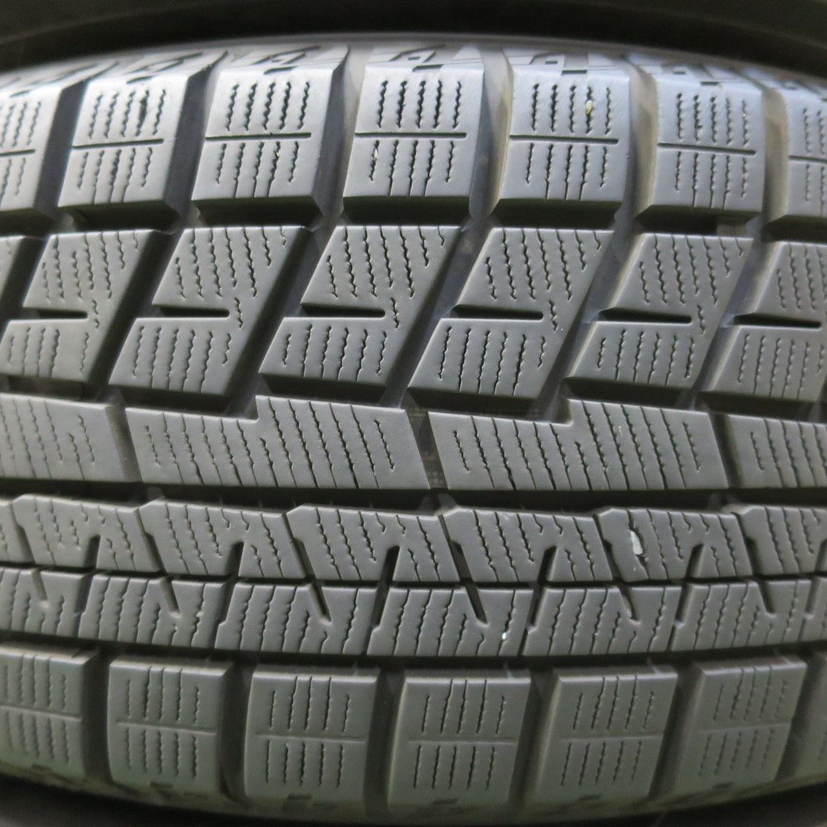 バリ溝！23年！9.5分★トヨタ 50系 プリウス 純正 195/65R15 スタッドレス ヨコハマ アイスガード iG60 15インチ PCD100/5H★5100904イス