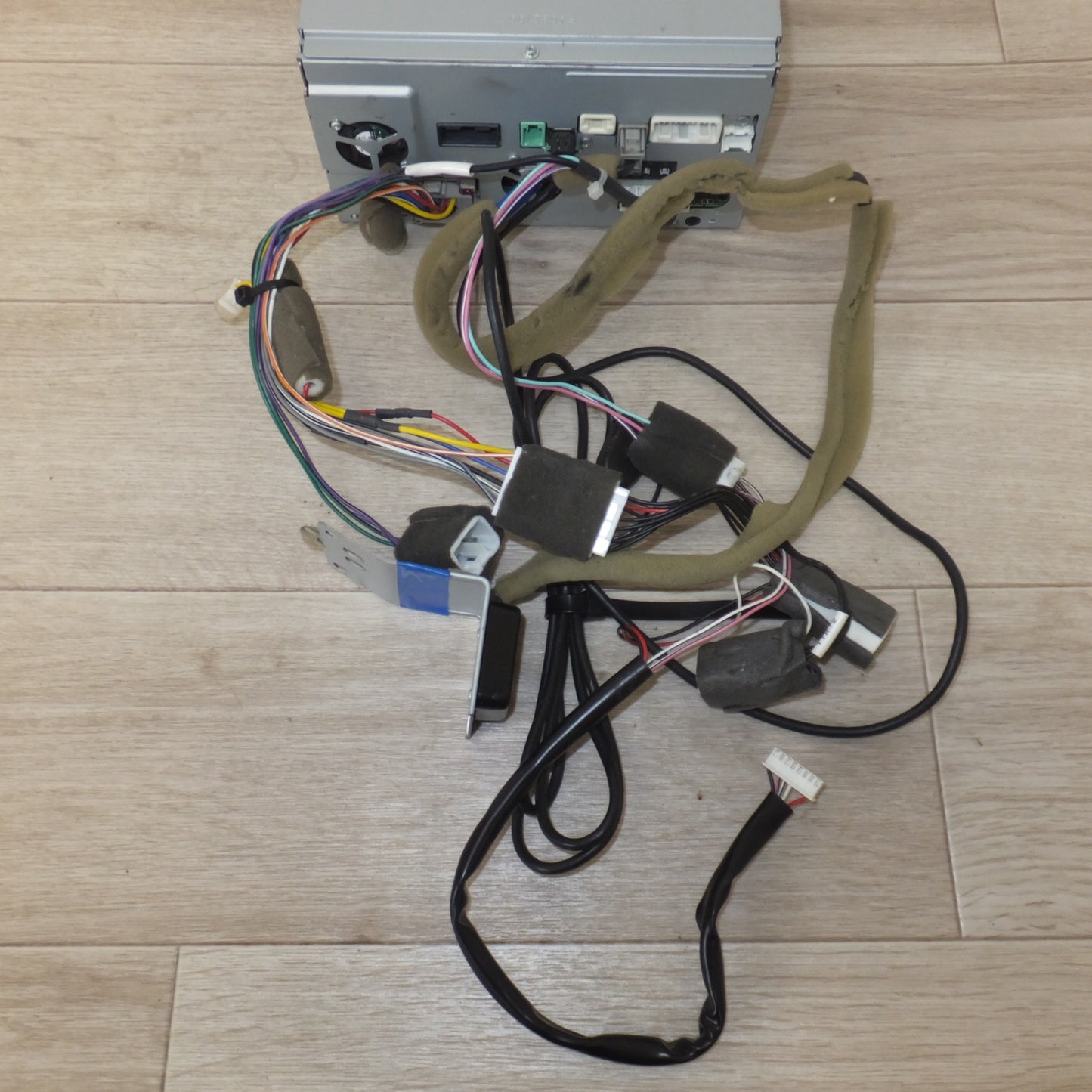 [送料無料] 現状品★パナソニック製 ダイハツ 純正 ワイド スタンダードメモリーナビ NSZN-W67D 08545-K9109[34]★