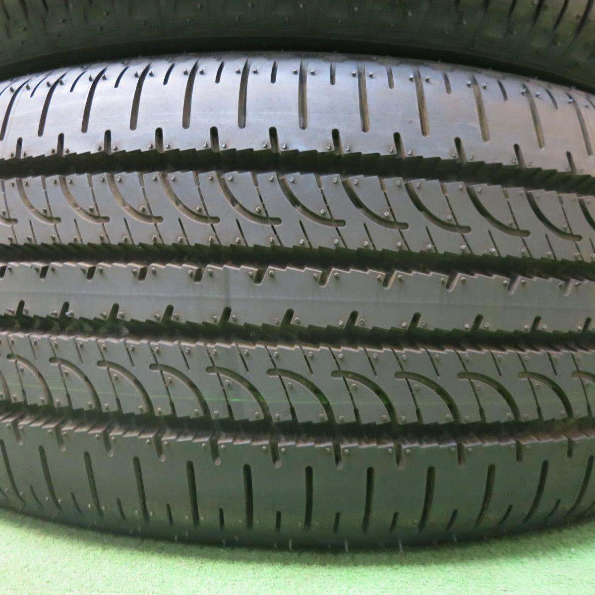 新車外し！24年★225/55R18 ヨコハマ ジオランダー SUV G055 タイヤ 18インチ デリカ D:5 シャモニー エクストレイル アウトランダー 等★5061109SYノタ