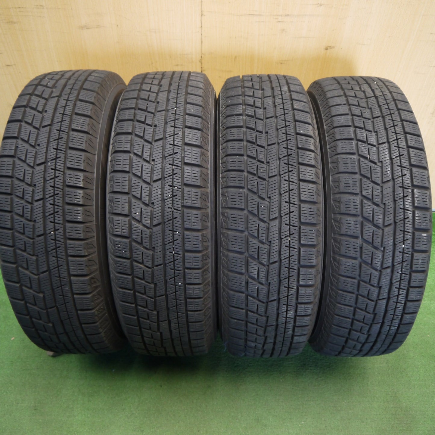 バリ溝！22年！キレイ！9.5分★スタッドレス 175/70R14 ヨコハマ アイスガード iG60 MiLLOUS PS ミルアス 14インチ PCD100/4H★6042403Hス