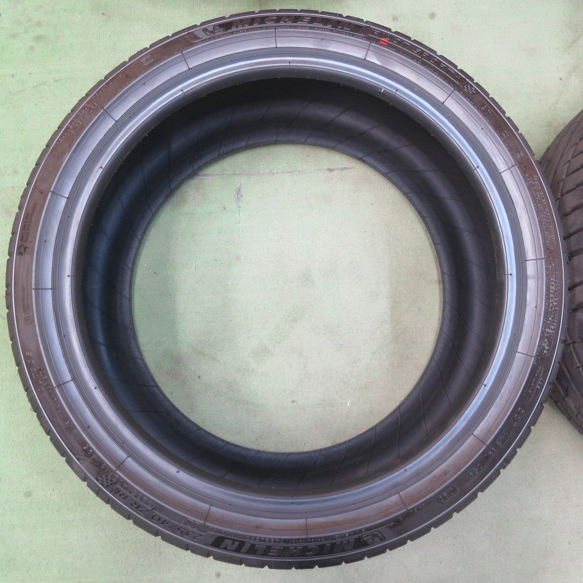 新車外し！26年★235/40R18 ミシュラン パイロットスポーツ4 PILOT SPORT4 タイヤ 18インチ ベンツ Aクラス アウディ A4 ボルボ V60 等★6050410イノタ