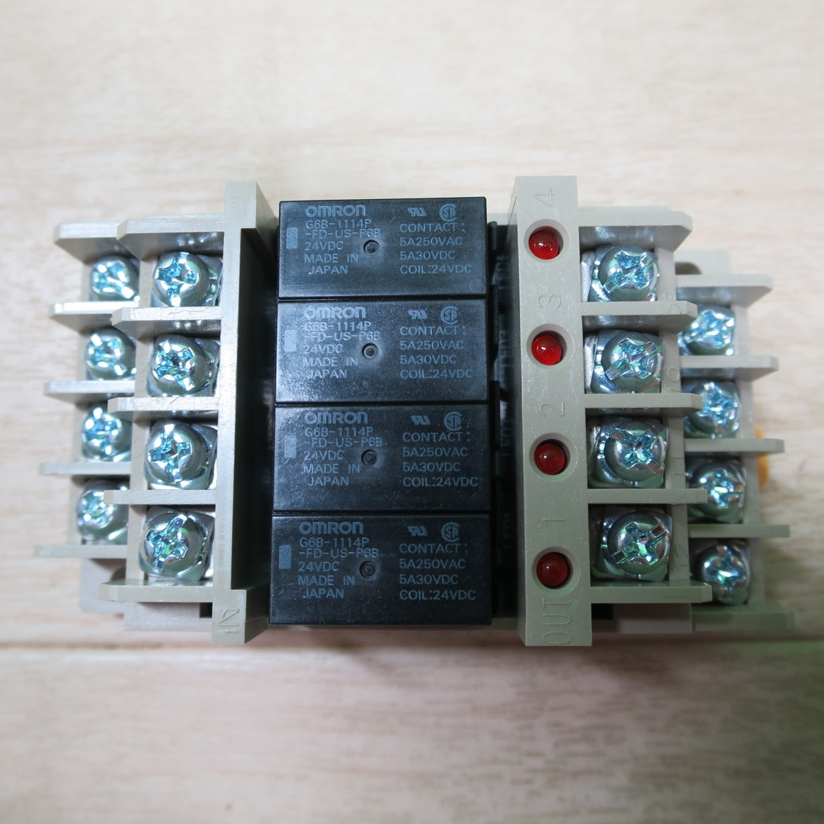 未使用・5点セット☆OMRON オムロン ターミナル リレー G6B-4BND 24VDC☆