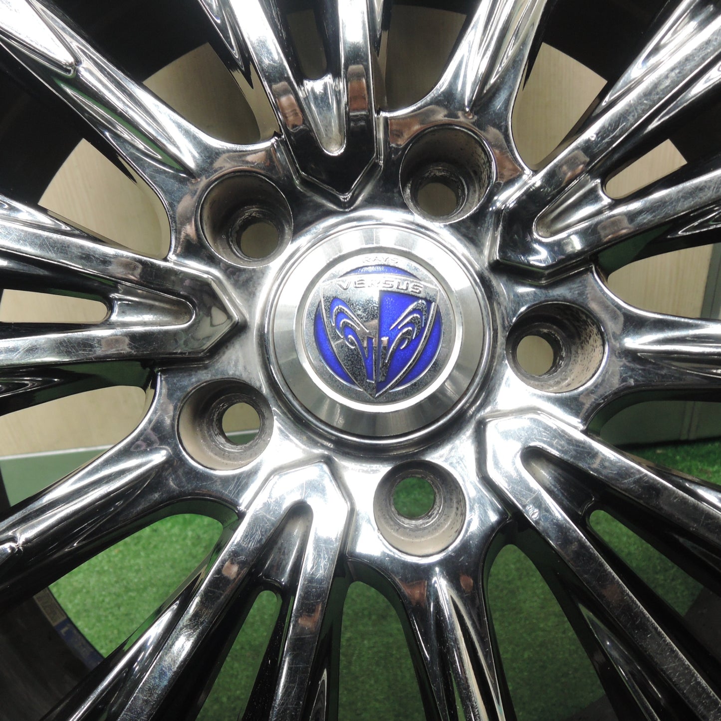 *送料無料* 4本★RAYS VERSUS stratagia VOUGE 215/45R18 ヨコハマ ブルーアース RV-02 レイズ ベルサス PCD114.3/5H★4031405TNノ
