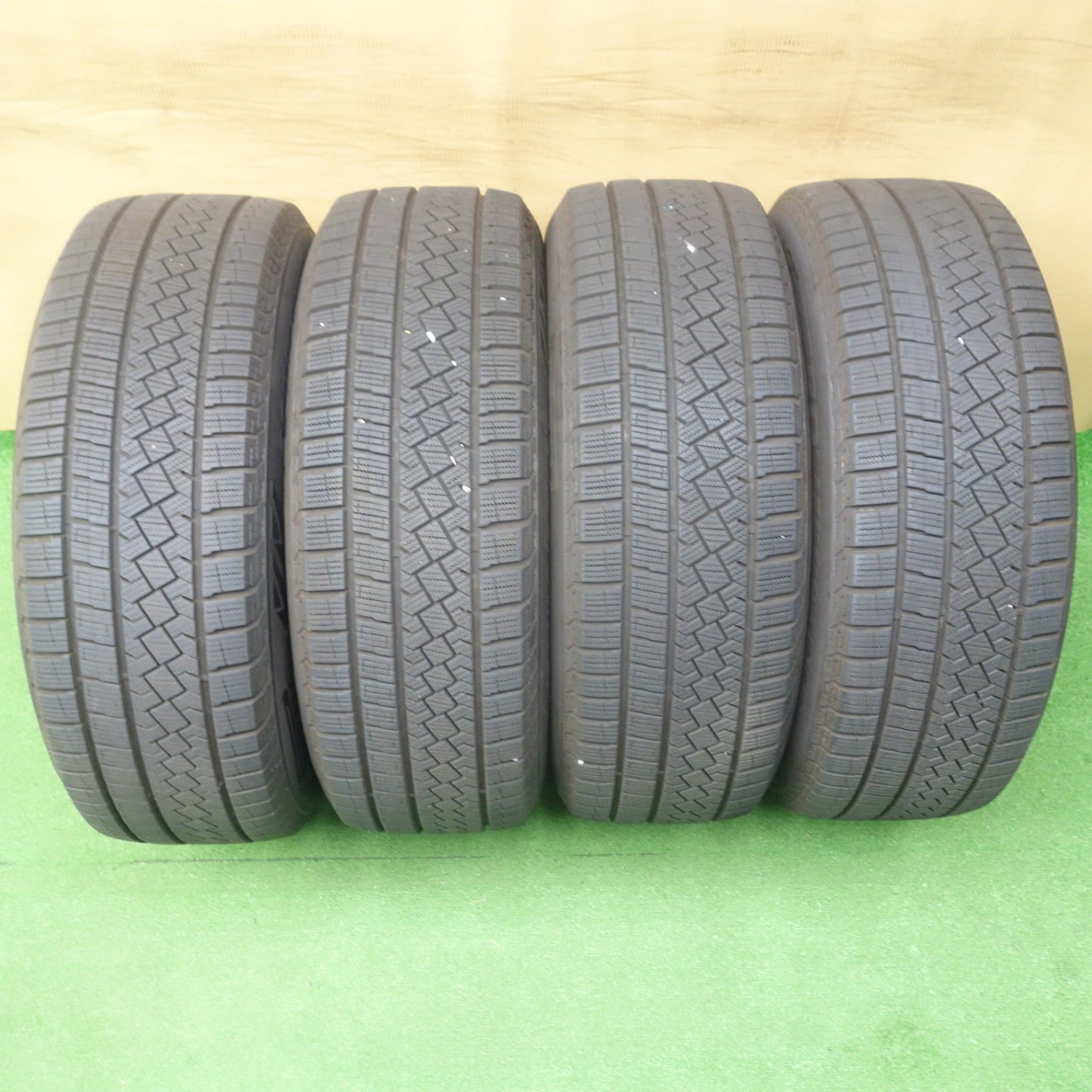 バリ溝！24年！キレイ！9分◎BMW 等 AGA Welt 205/60R16 スタッドレス ピレリ アイスゼロ アシンメトリコ ヴェルト 16インチ PCD120/5H◎6062005KTス