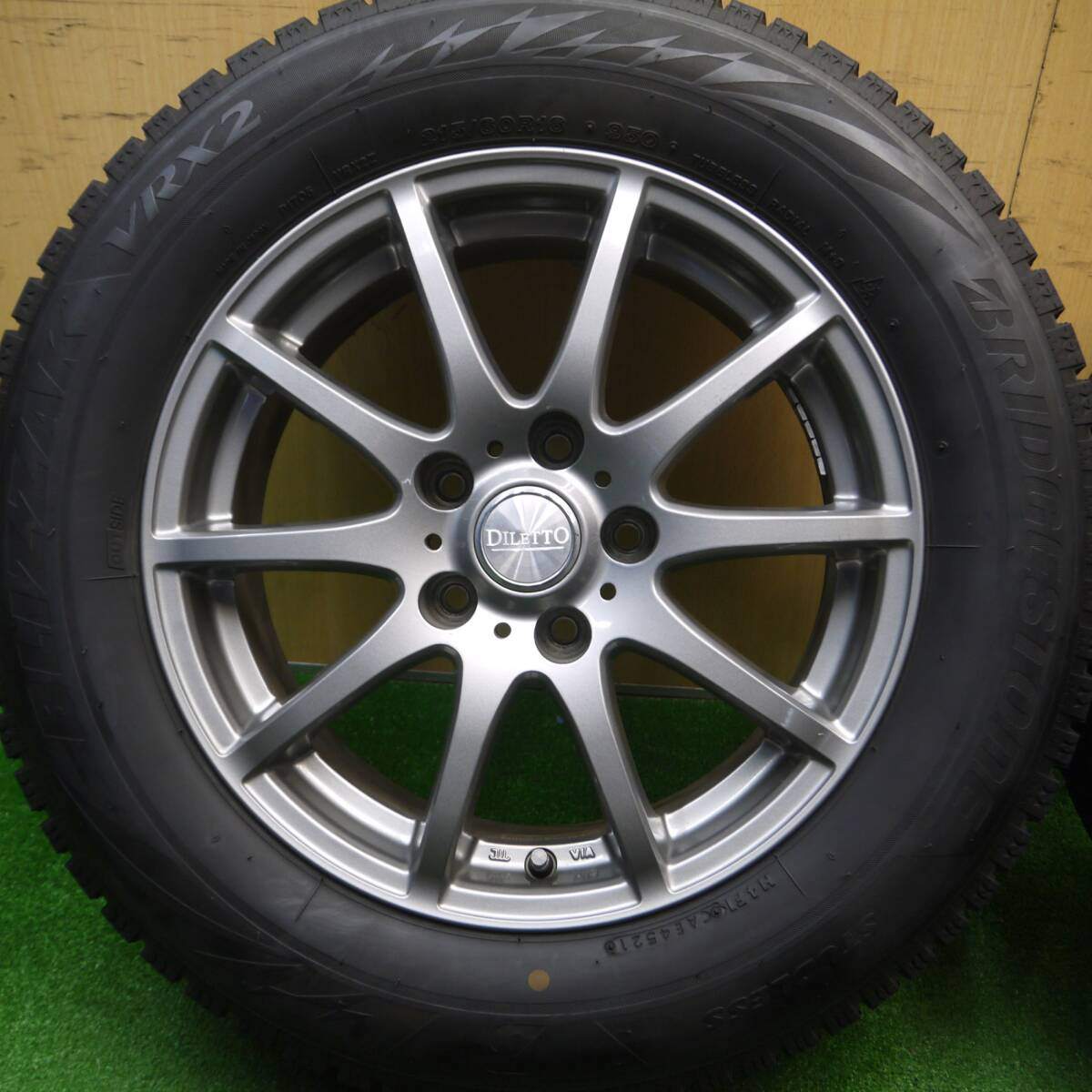 バリ溝！21年！キレイ！9.5分★スタッドレス 215/60R16 ブリヂストン ブリザック VRX2 DILETTO ディレット 16インチ PCD114.3/5H★5011513Hス