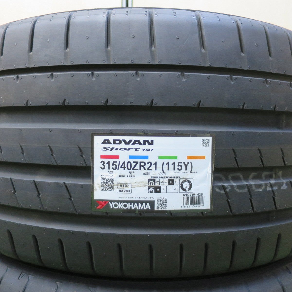 未使用！25年！2本★315/40R21 ヨコハマ アドバン スポーツ V107 SUV タイヤ 21インチ ベンツ GLE W167 GLS X167 等★5072102イノタ