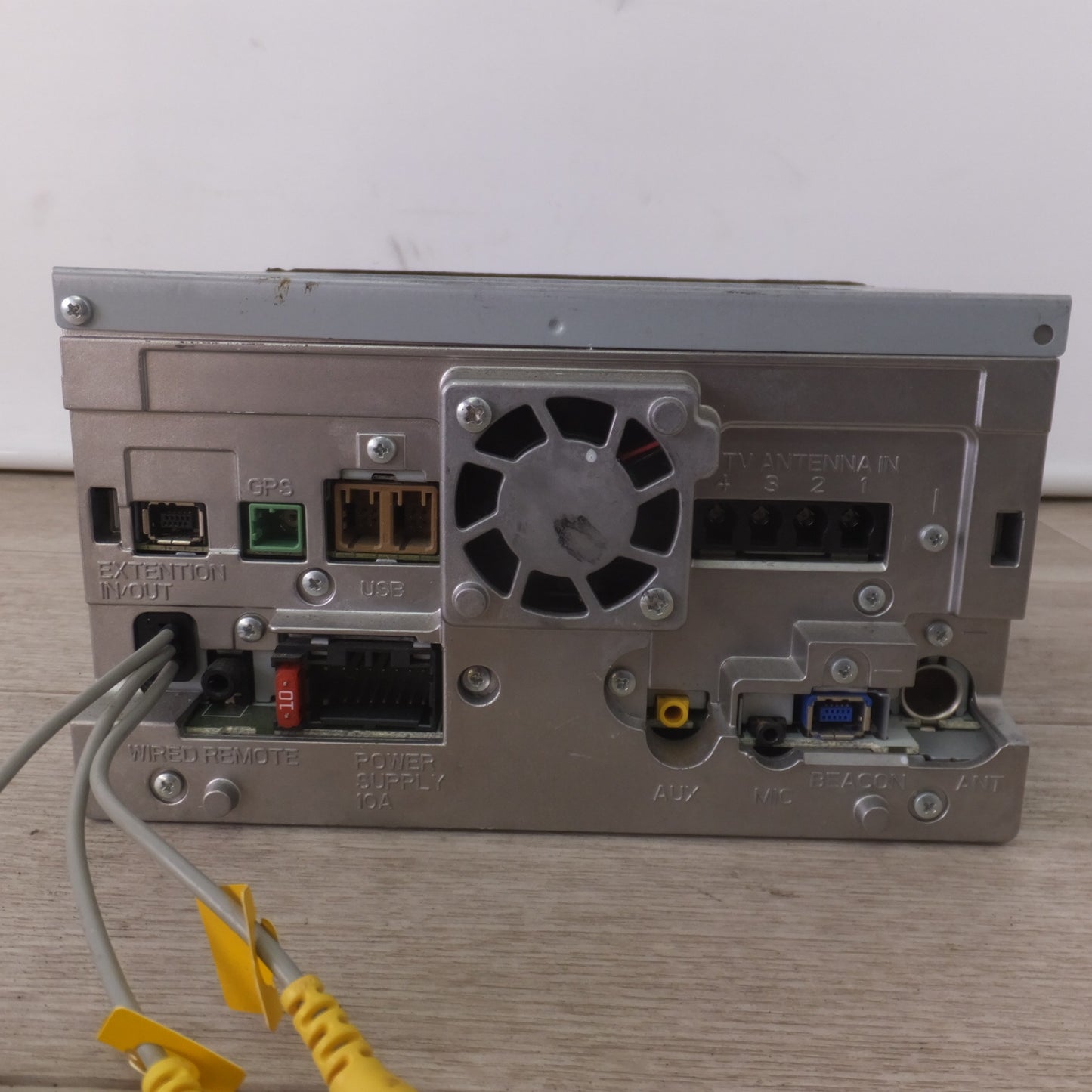 [送料無料] ★カロッツェリア carrozzeria AV一体型メモリーナビゲーション 楽ナビ AVIC-MRZ099(28★
