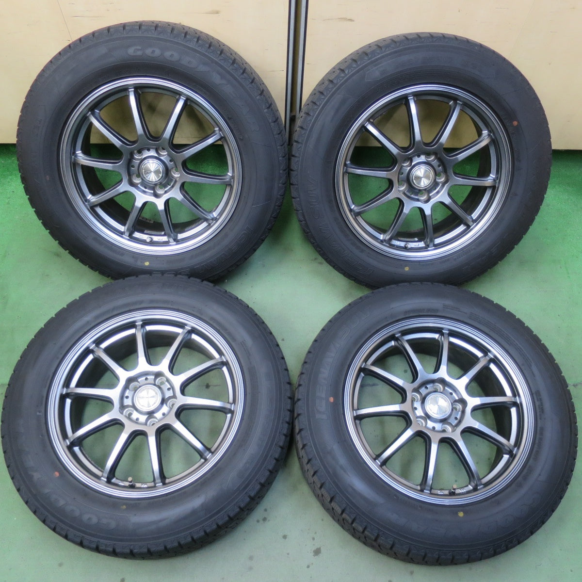 バリ溝！キレイ！9分◎スタッドレス 225/65R17 グッドイヤー アイスナビ SUV V.E.X. VEX 社外 アルミ 17インチ PCD114.3/5H◎6090901イス