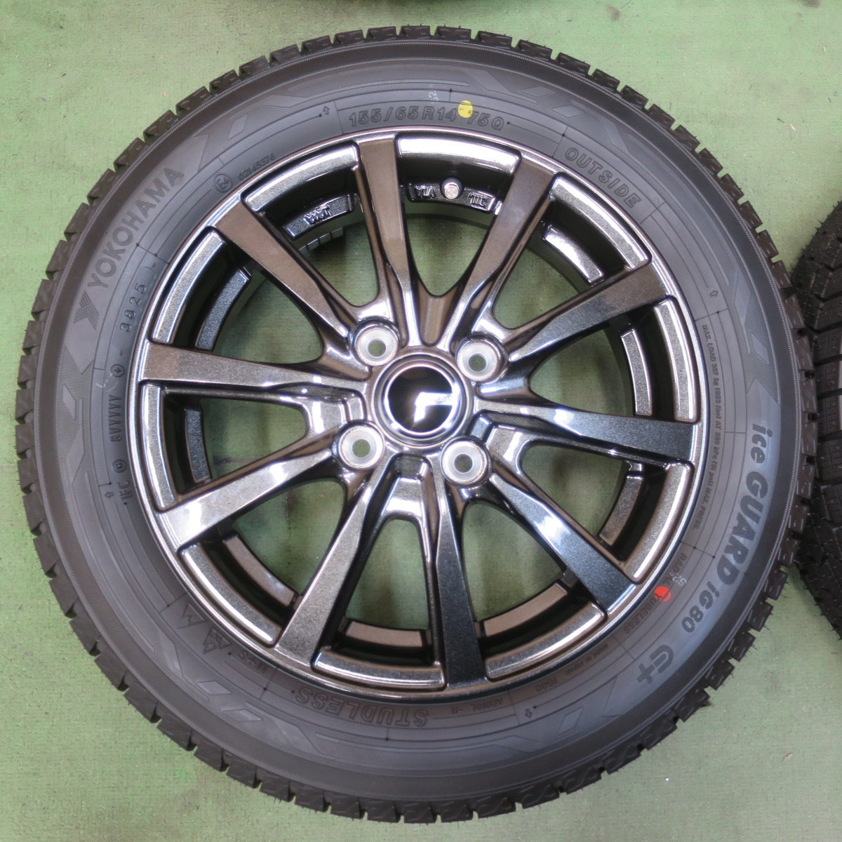 未使用！25年◎スタッドレス 155/65R14 ヨコハマ アイスガード iG80 E+ WEZEN 社外 アルミ 14インチ PCD100/4H◎6080904イス