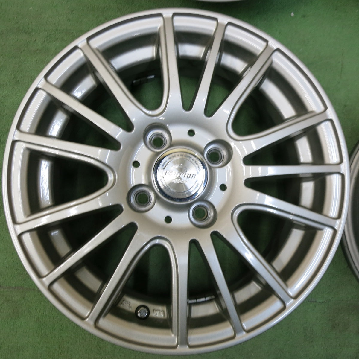 [送料無料] キレイ★ravrion selzer weds ラブリオン ウェッズ 14インチ ホイール 14×5.5J PCD100/4H★5021412SYホ