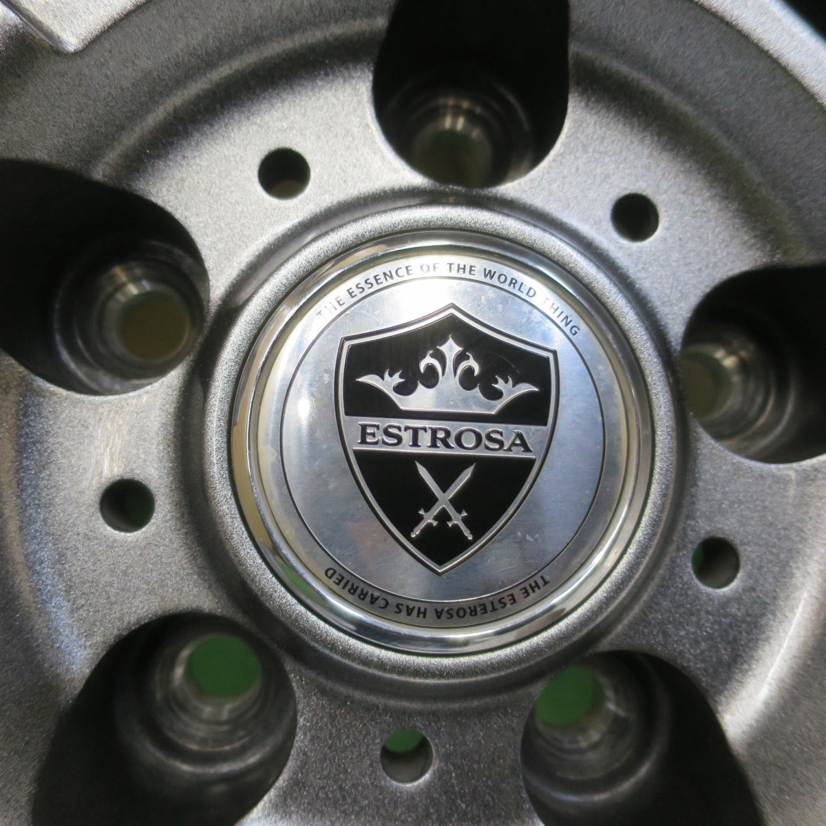 バリ溝！9分★スタッドレス 215/60R17 ブリヂストン ブリザック VRX2 ESTROSA エステローザ 17インチ PCD114.3/5H★6040603イス