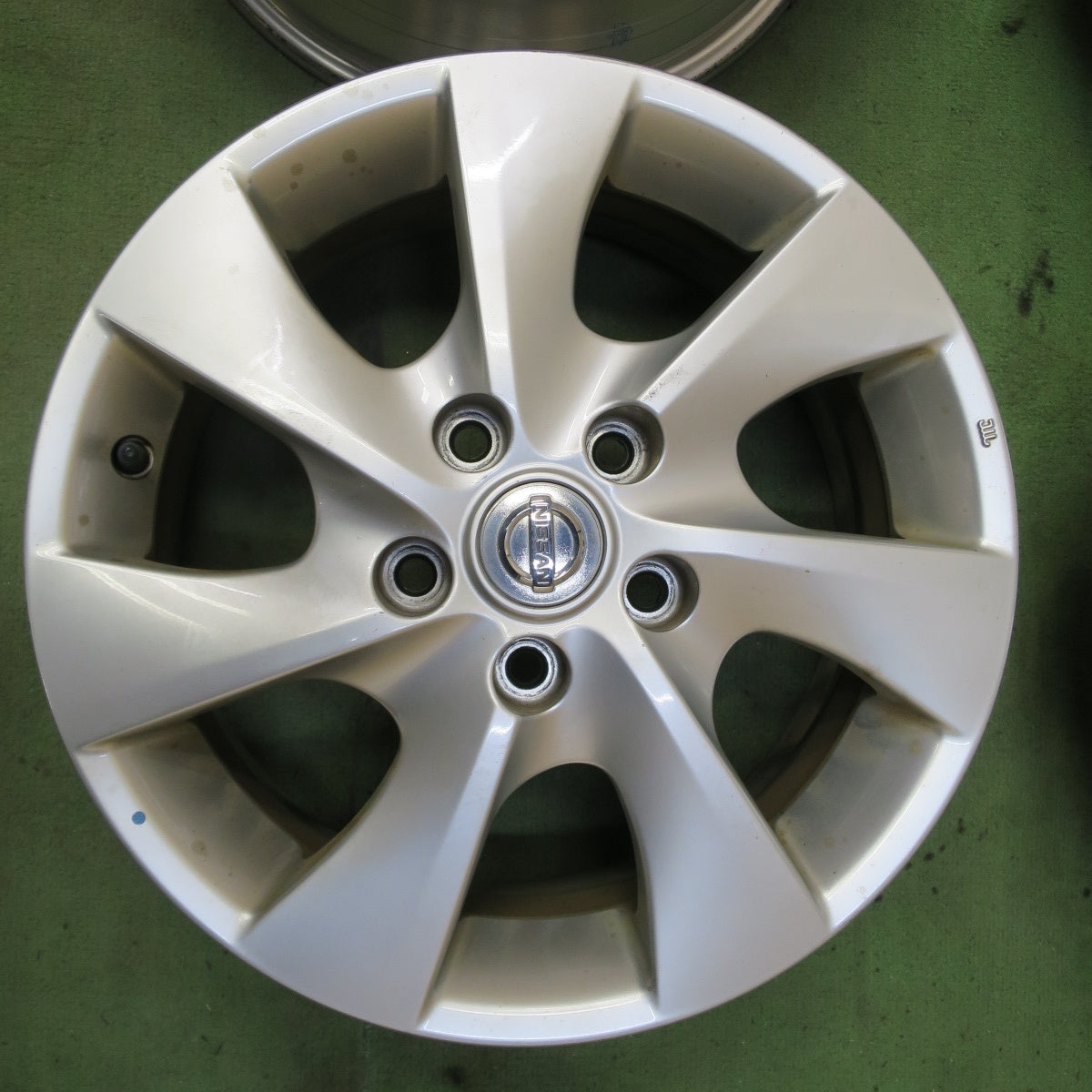 4本価格★日産 C26 C27 セレナ 純正 ホイール 16インチ 16×6J PCD114.3/5H★6072701NGホ