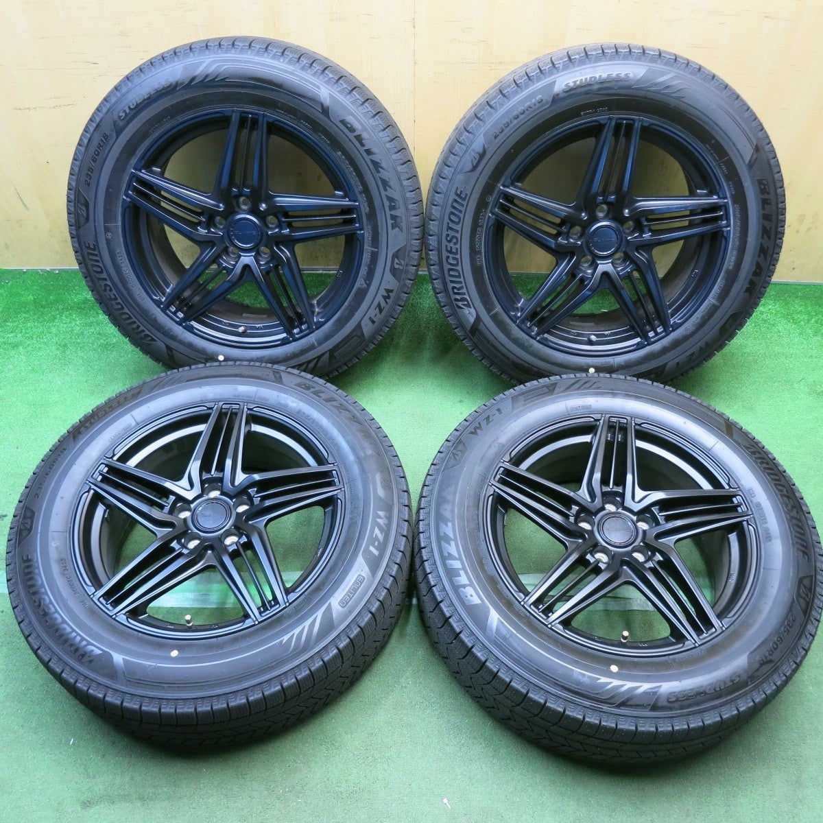 バリ溝！25年！ほぼ10分◎スタッドレス 235/60R18 ブリヂストン ブリザック WZ-1 GLAMIC LX-S グラミック 18インチ PCD114.3/5H レクサス トヨタ 専用◎6100406HAス