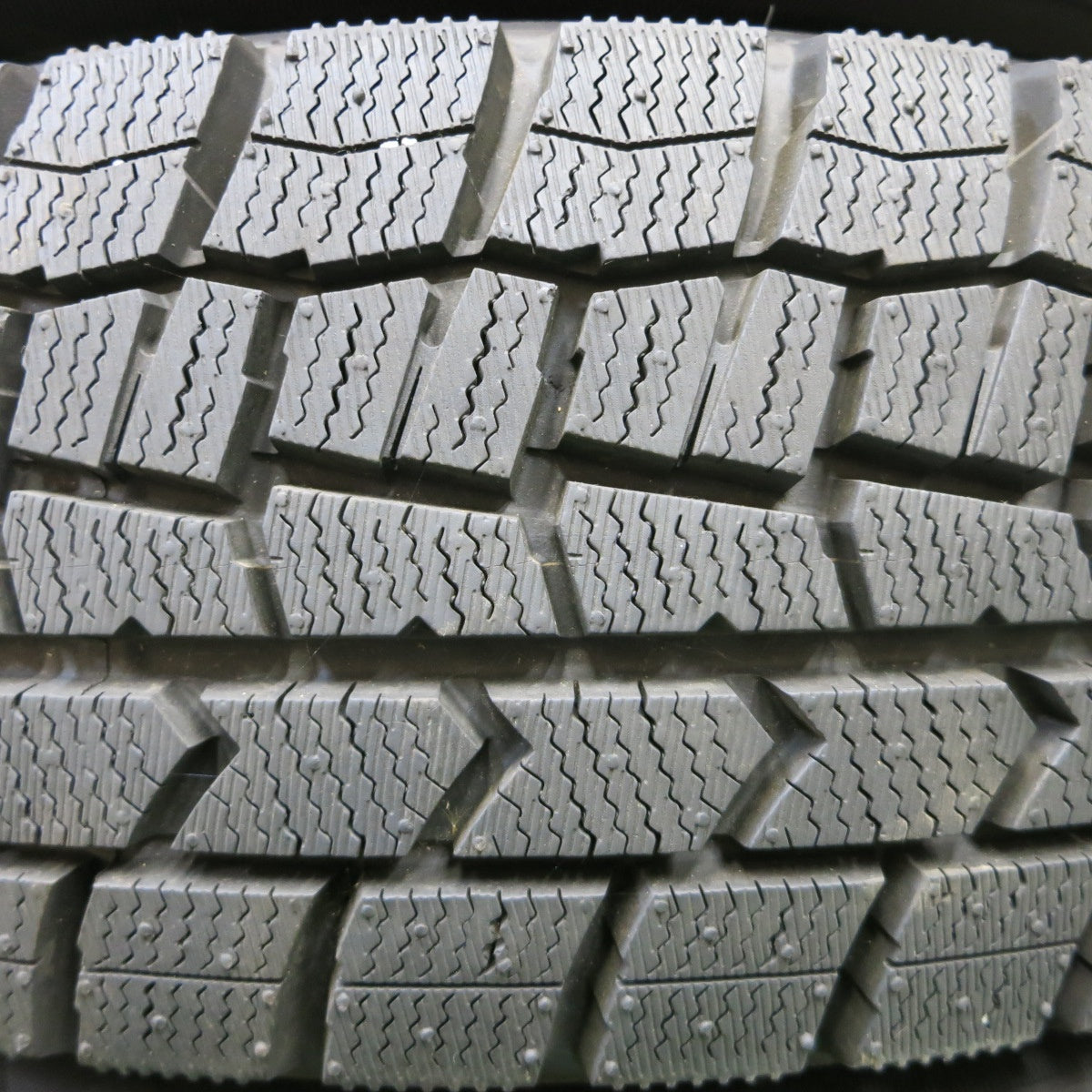*送料無料* バリ溝！20年！ほぼ10分★スタッドレス 175/70R14 ダンロップ ウインターマックス WM02 JOKER QUEEN weds ジョーカー PCD100/4H 5H マルチ★4052304イス
