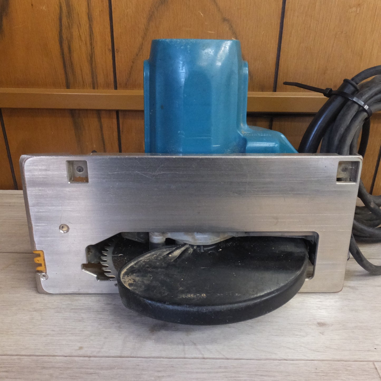 [送料無料] ★マキタ makita 190mm マルノコ 5835BA　180～190mm　100V 11A 50-60Hz 1050W　木工用 超硬丸ノコ★